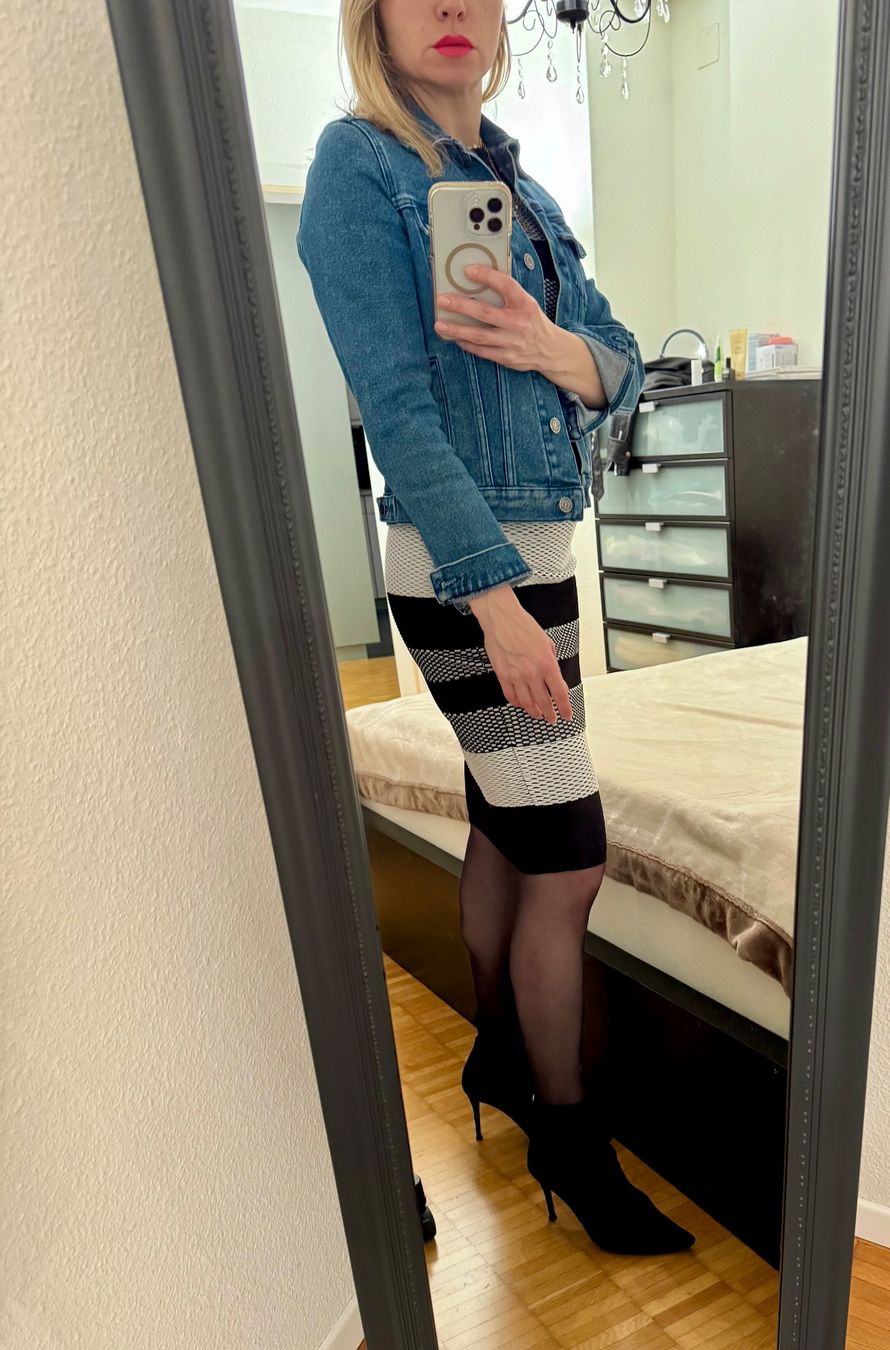 Hugo Boss Giacche: Hugo Boss Damen Jeans Jacke – Usato da Zürich venduto da VictoriaGVA 3