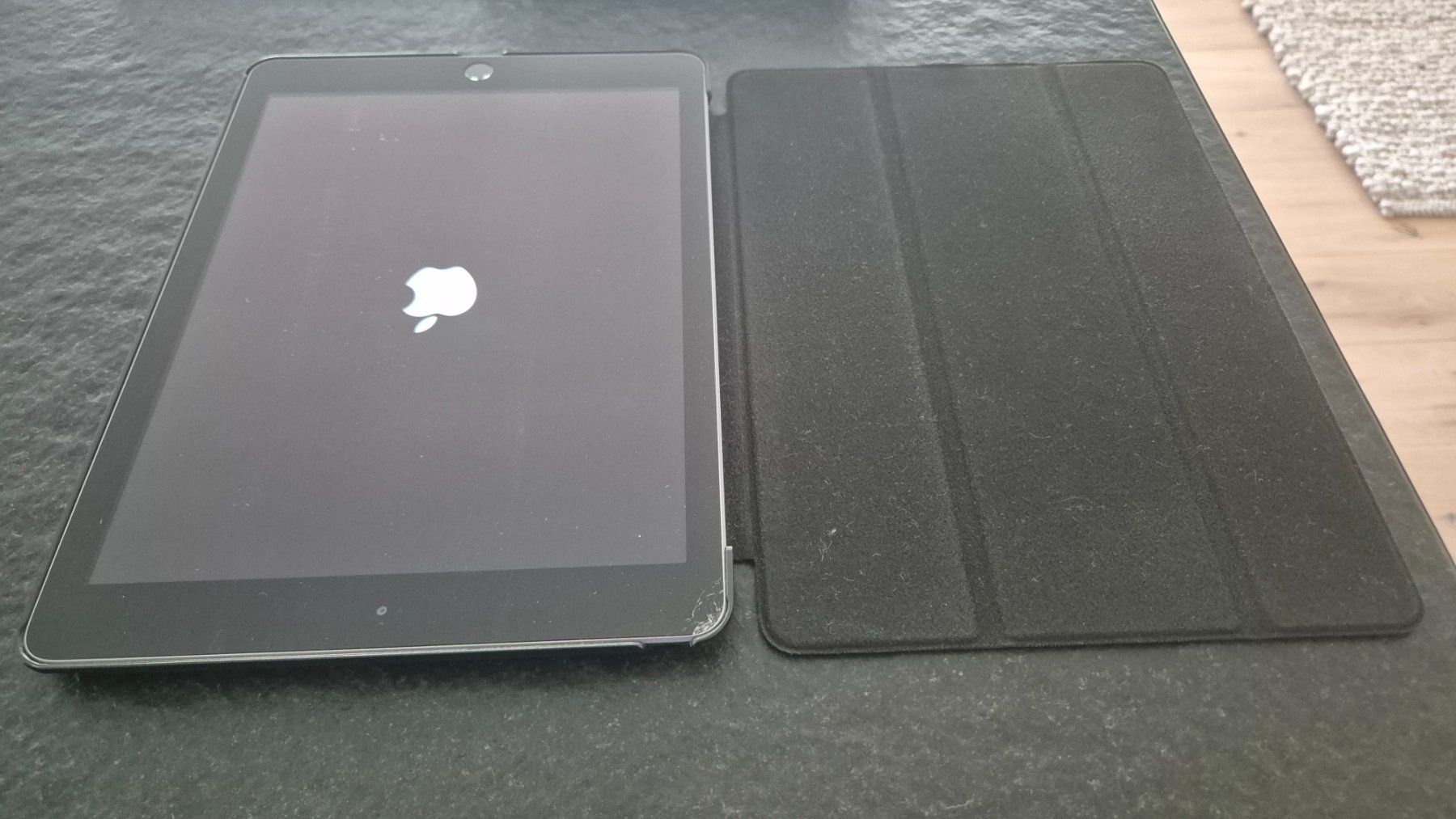 Apple Tablet PC: 5x Apple IPad 6 in gebrauchtem Zustand – Usato da Zeiningen venduto da McEddie_1297 3