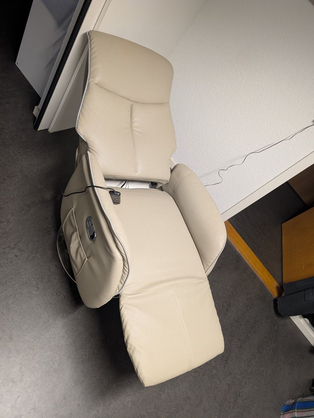 Poltrone: Massage/Relax Sessel – Usato da Münchenstein venduto da Fst23 4