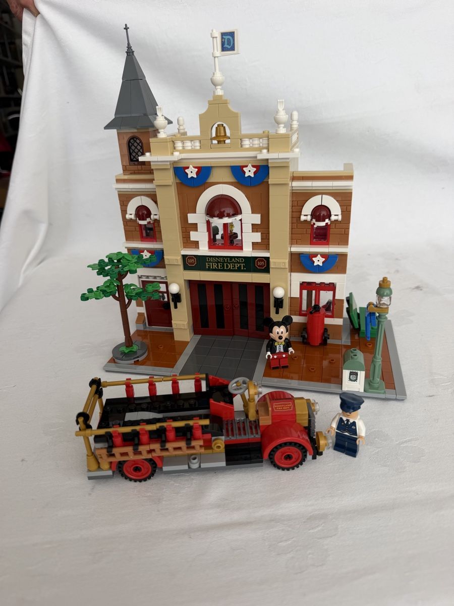 Lego Jeux de construction: Lego Main Street – D'occasion à Einsiedeln par ironlady3