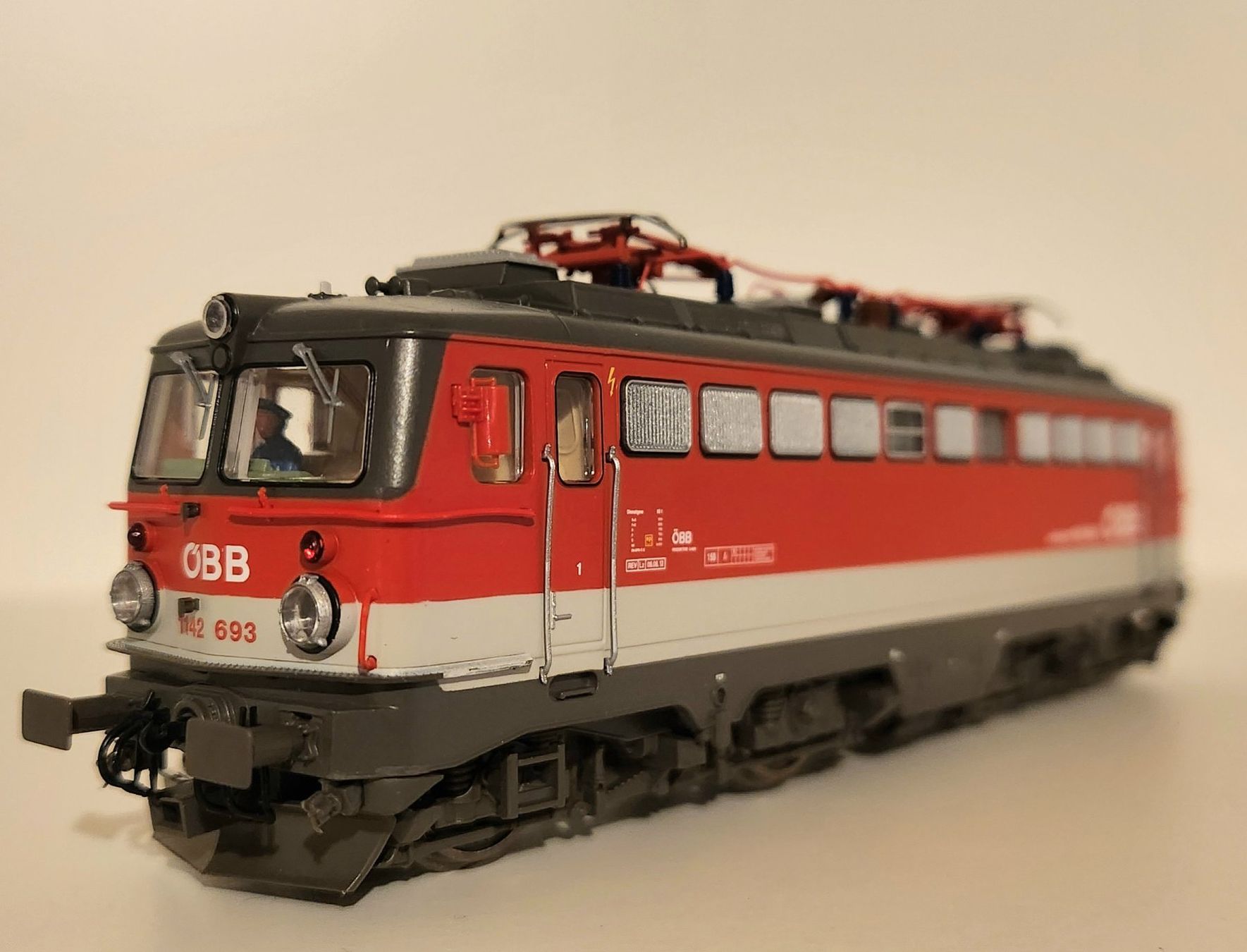 Roco Modelleisenbahnen: Roco ÖBB Rh 1142 DCC Sound – Gebraucht aus Wittenwil von ced_q8j7 4