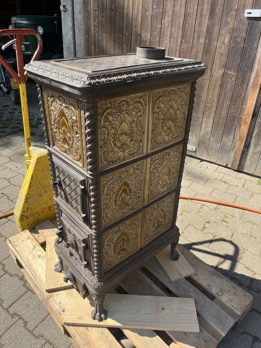 Altri mobili d'antiquariato: Antiker Kachelofen – Usato da Leutwil venduto da KadettC94