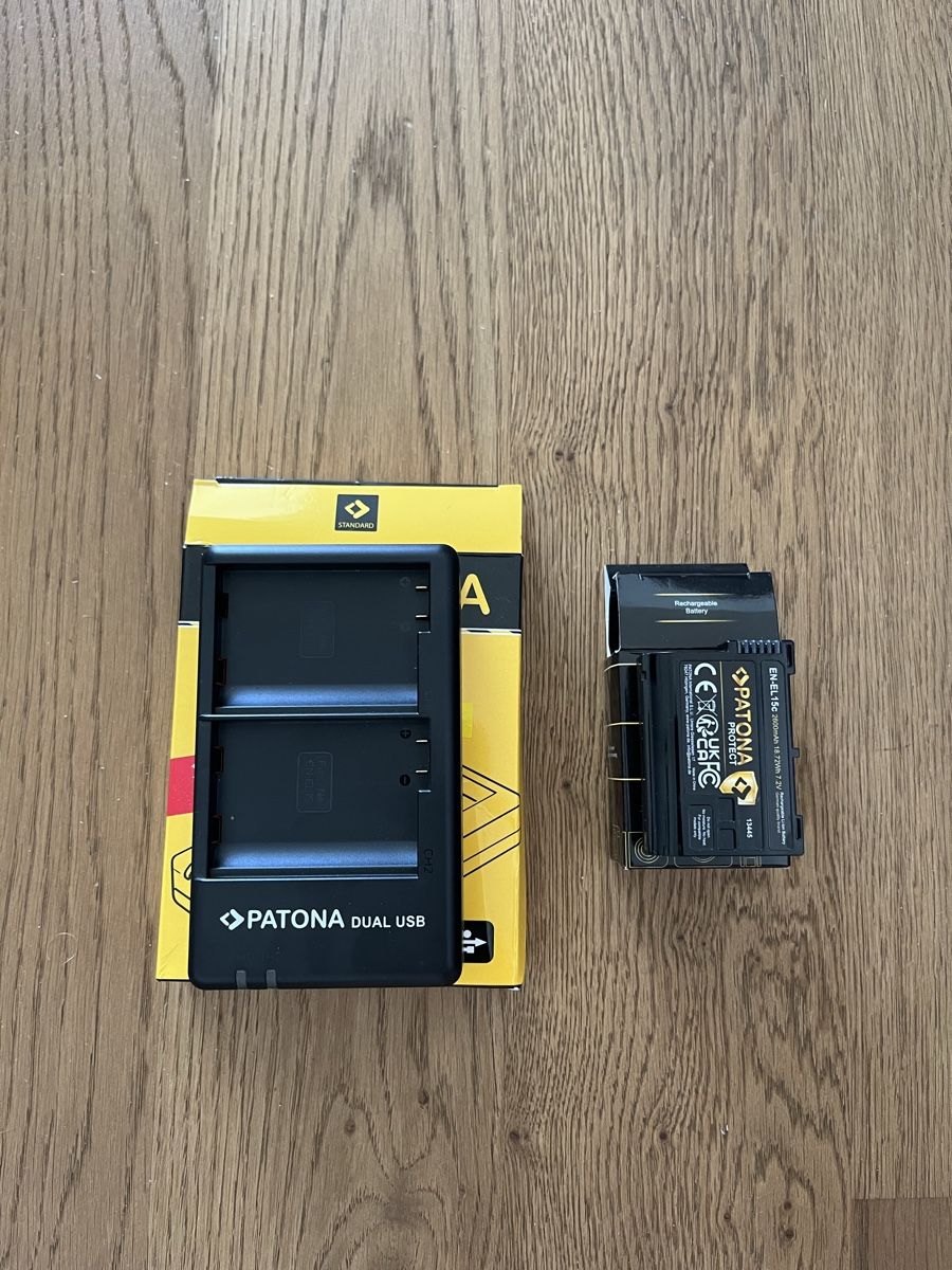 Akkus: Chargeur avec batterie Patona – Neu und originalverpackt aus Font von TrainspottersuisseHo
