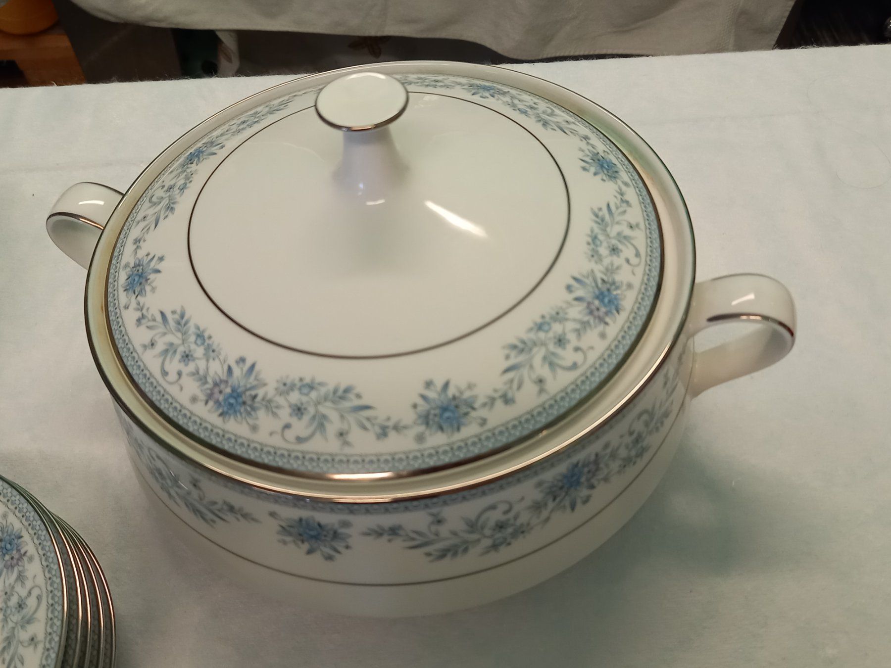 Set di piatti: PORZELAN SERVIS  BLUE HILL – Usato da Uster venduto da flocke1 3