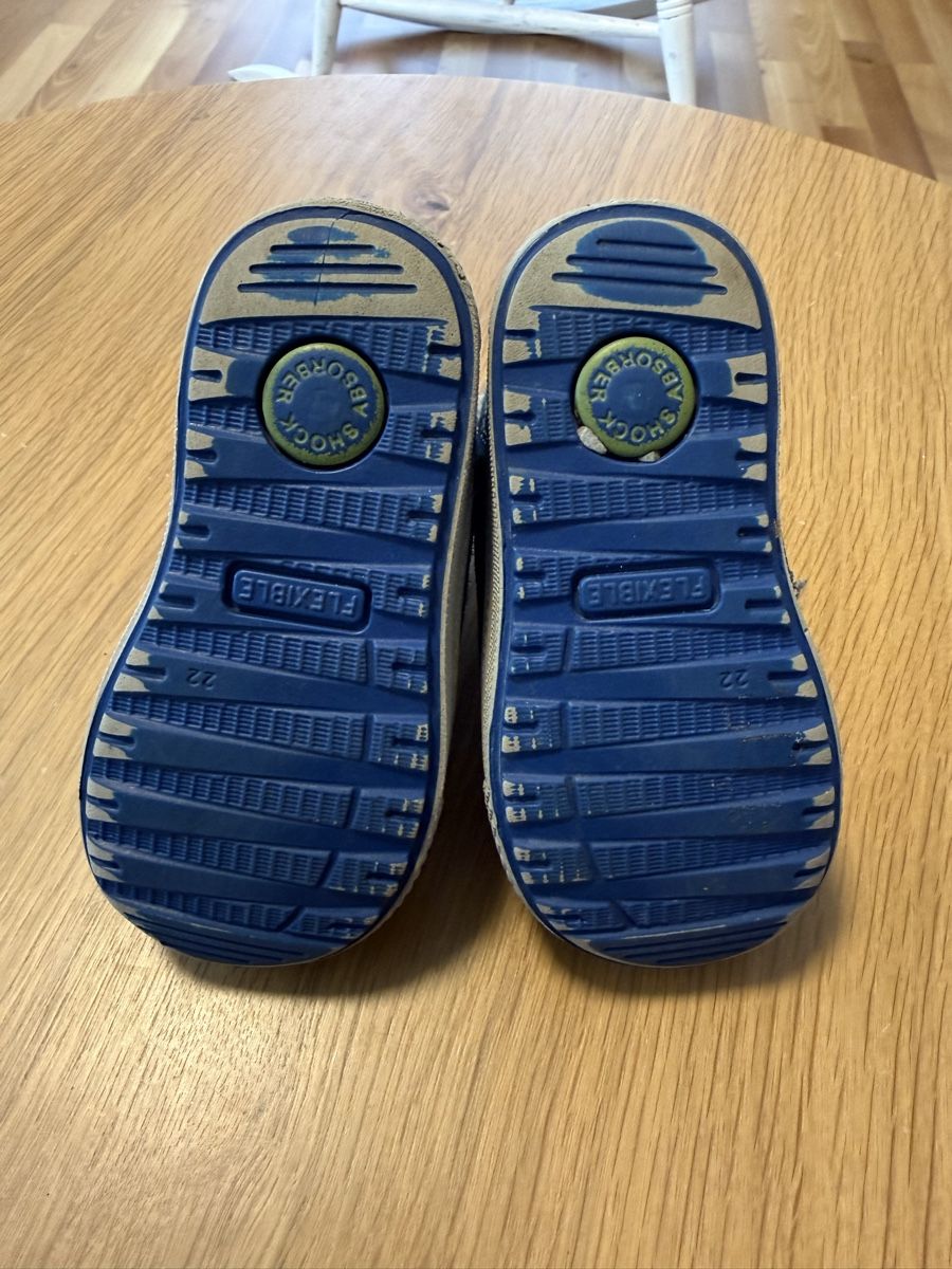 Scarpe per ragazzi: Winterschuh Grösse 22 – Usato da Adetswil venduto da kai_p9fb 1