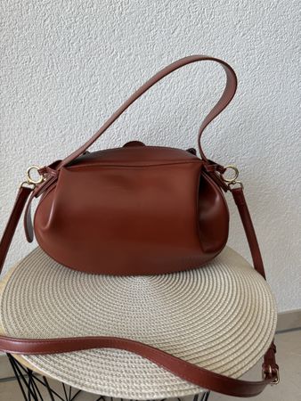 Braune Handtasche/Umhangetasche aus PMU Leder