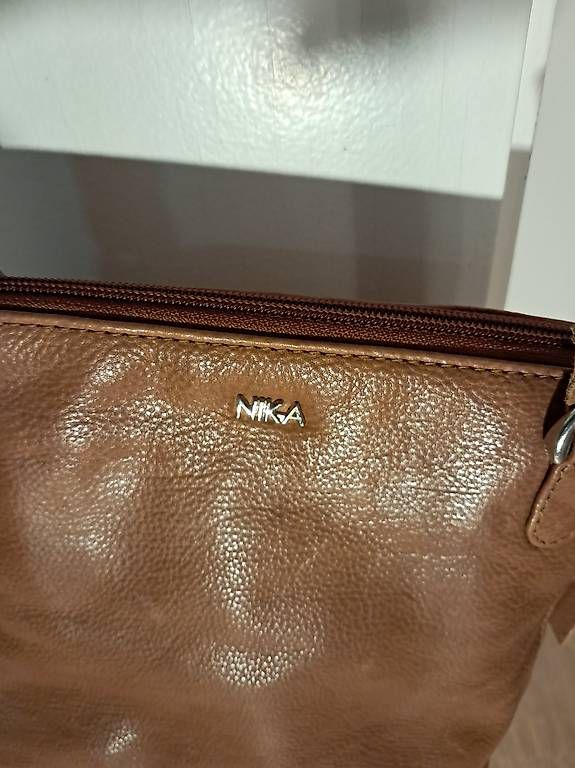 Borse da donna: kleine Ledertasche NIKA  – Usato da Basel venduto da len_t965