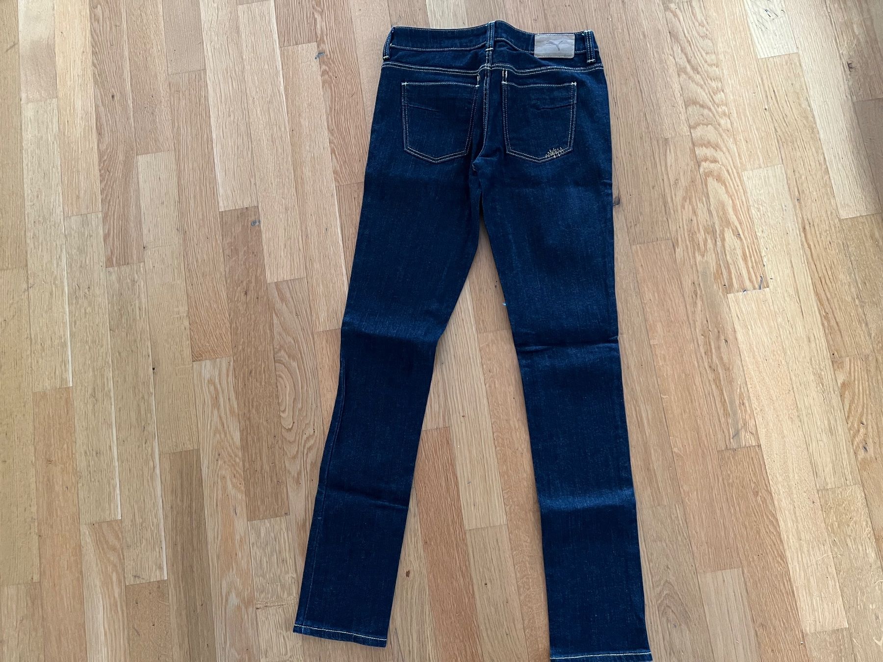 Puma Jeans: Schöne ungetragene Puma Jeans Grösse 26 / 34 – Neu (gemäss Beschreibung) aus Bettlach von Tradenet100 4