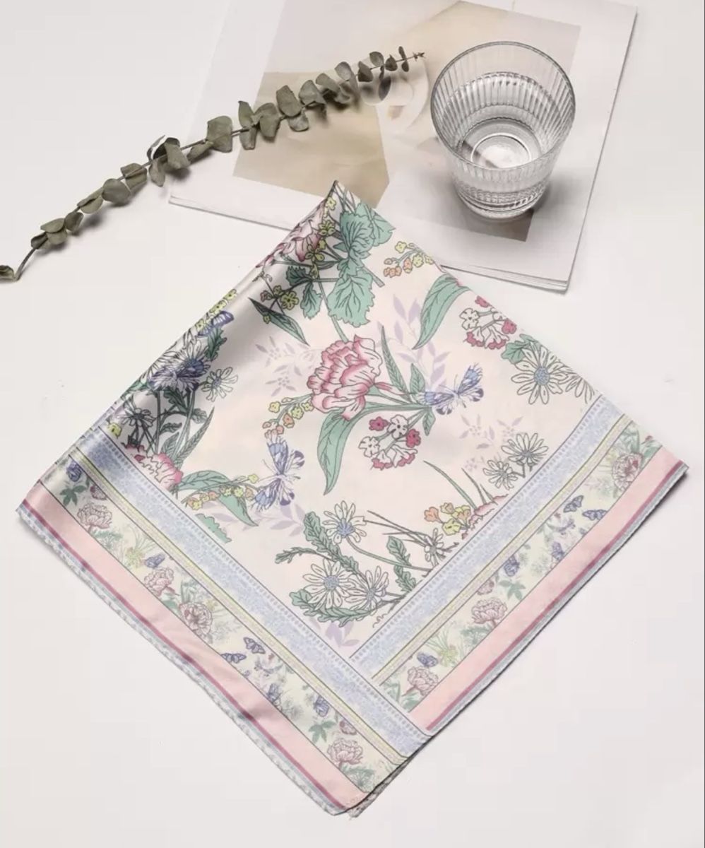 Foulards, Tücher & Schals: Foulard – Neu und originalverpackt aus Châtel-St-Denis von Montclair_Swiss 1