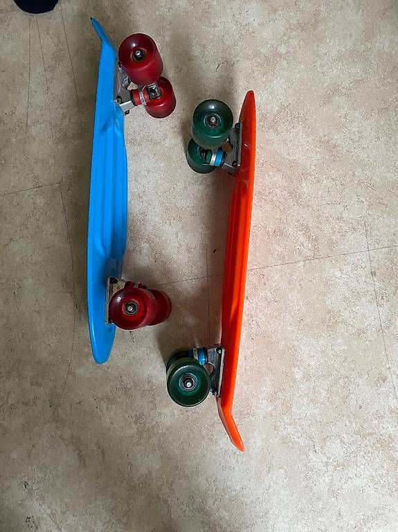 Skateboards: Skateboard aus Plastik – Usato da Basel venduto da gee_c6vd 1