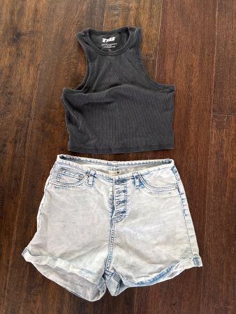 Highwaist-Shorts und Top Gr. S/M