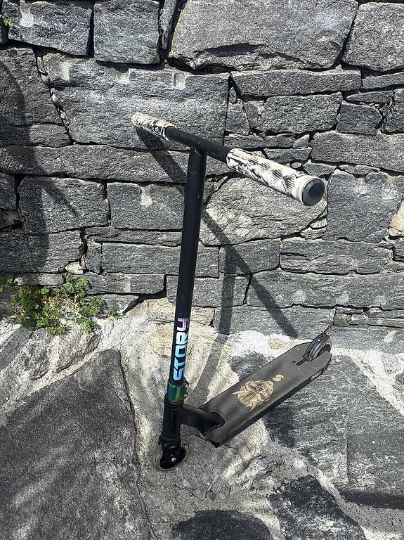 Kickboard: Monopattino X acrobazie – Usato da Cugnasco venduto da iva_yw8k