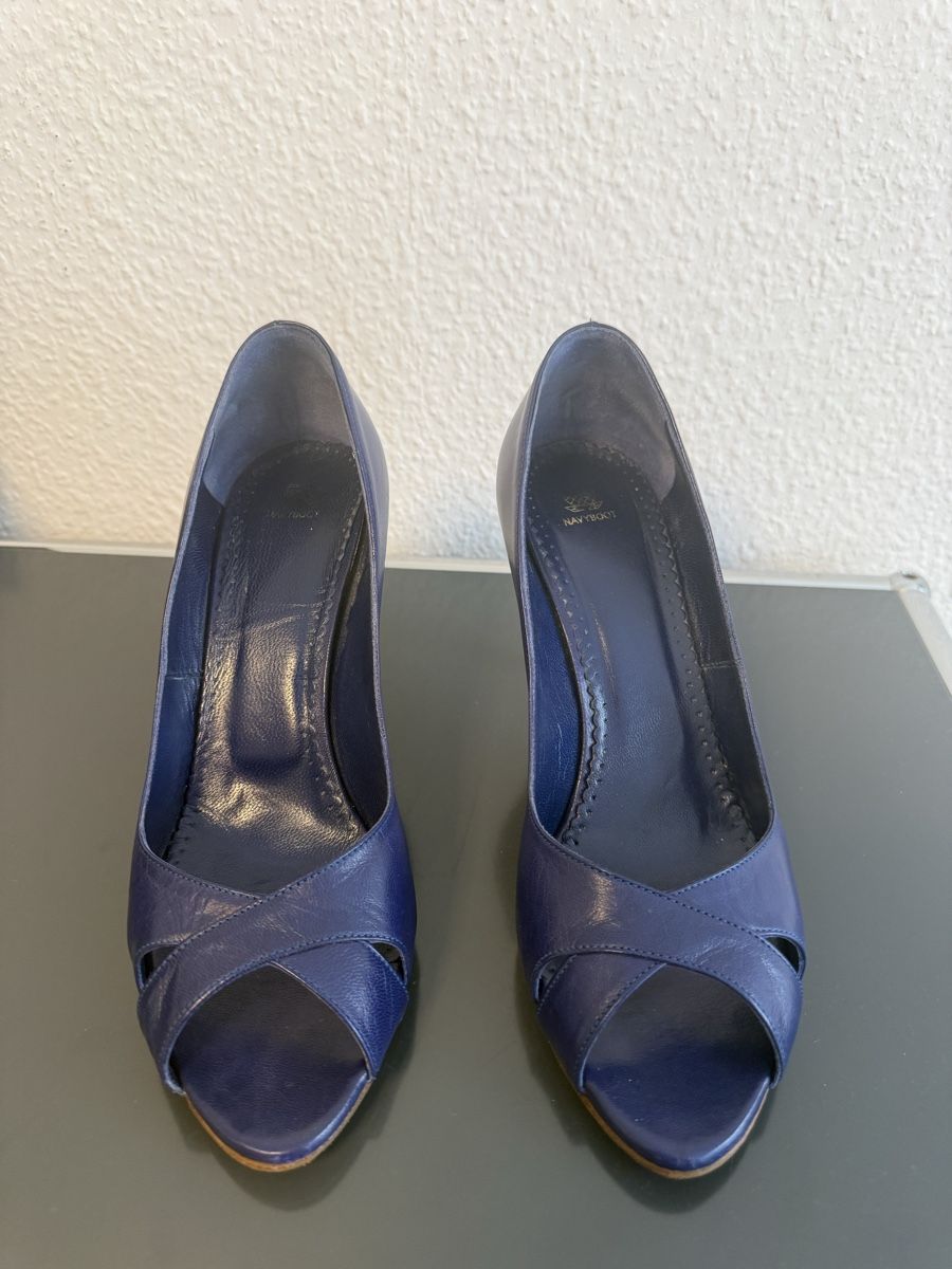 Navyboot Damenschuhe: Navyboot Damen Leder Pumps Gr. 40 Blau Peep Toe  – Gebraucht aus Zürich von Dora_2026 1