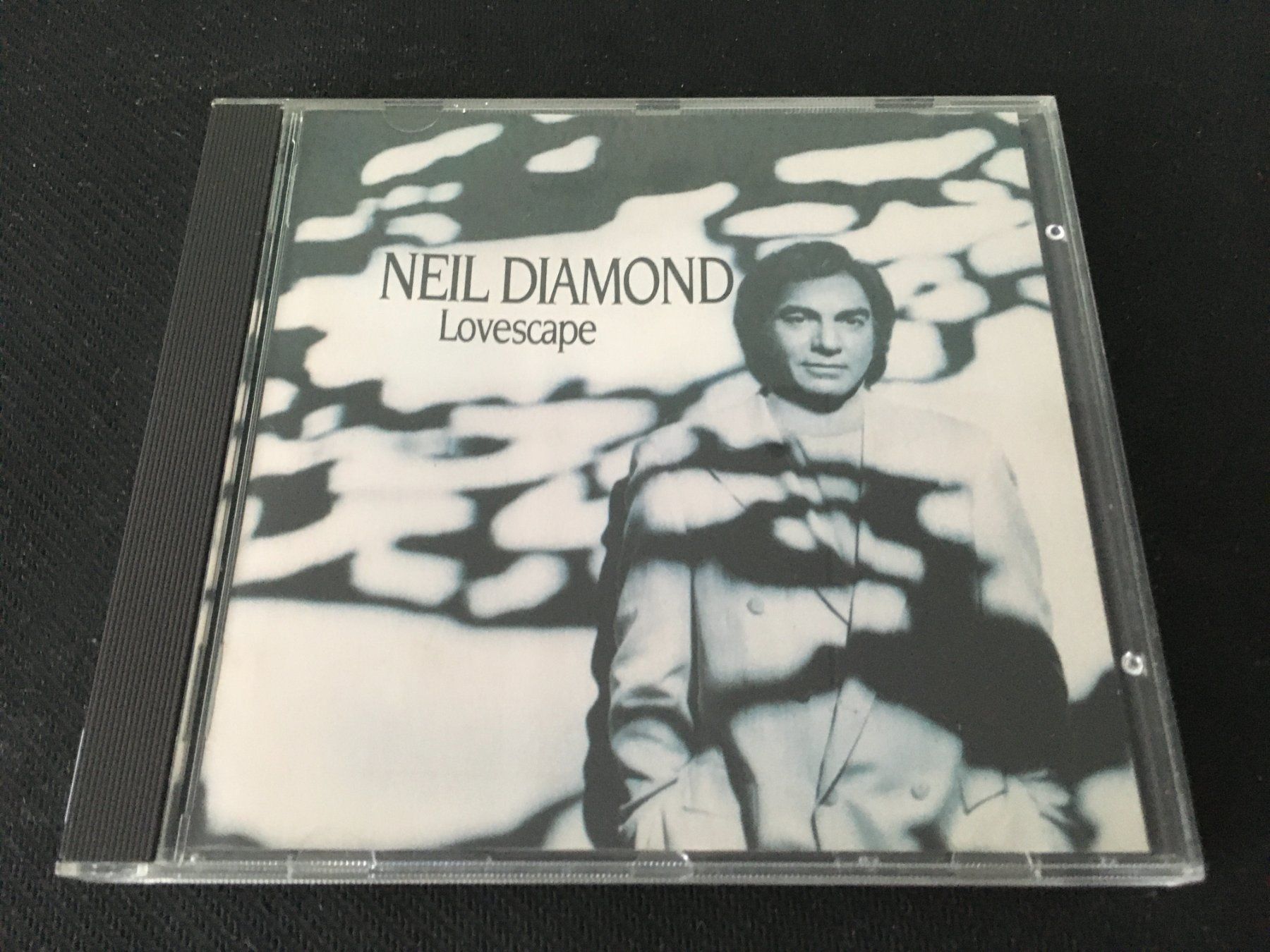 CDs: Neil Diamond - Lovescape -CD- – Gebraucht aus St.Gallen von MedienJoe