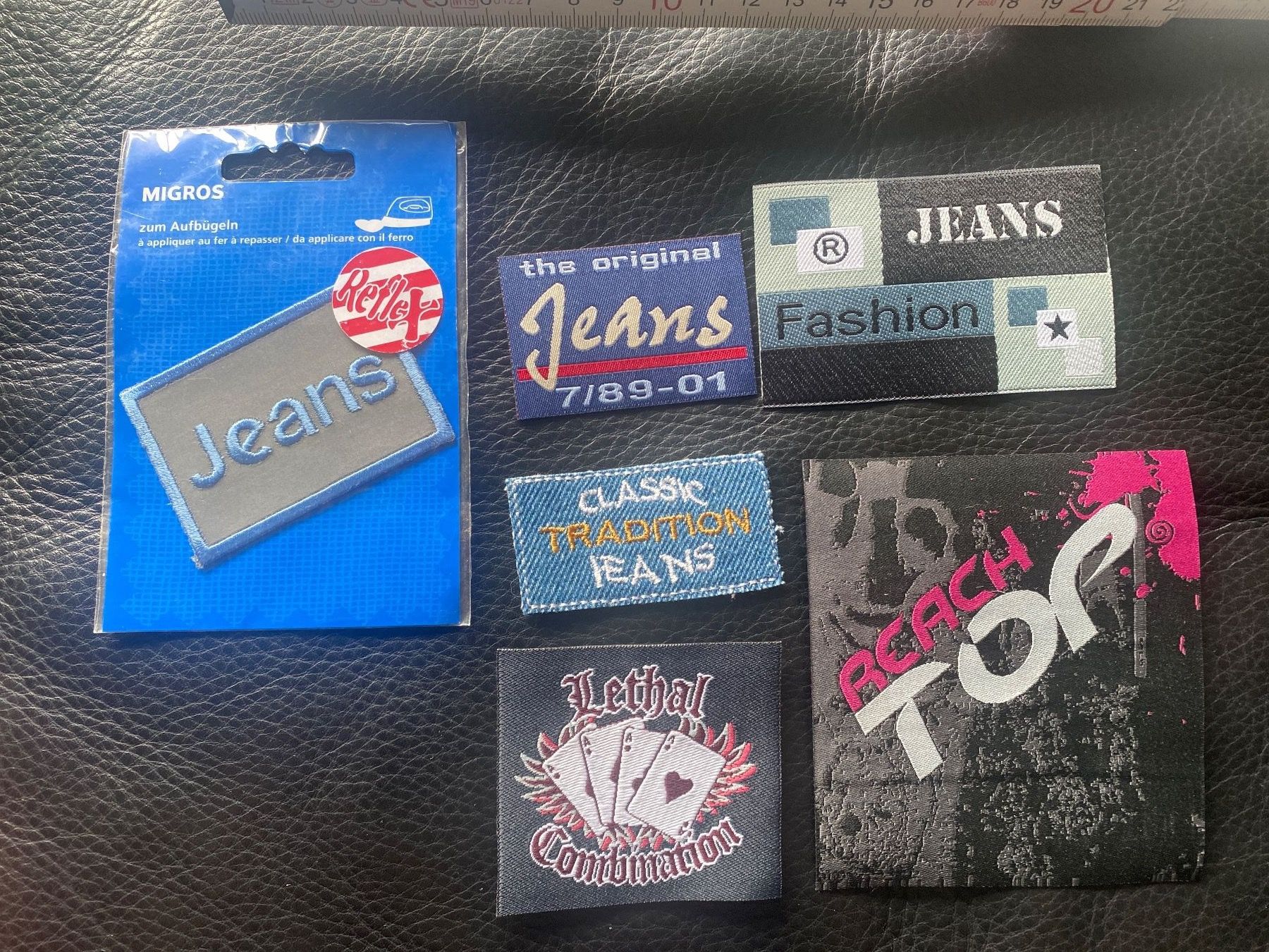 Toppe: Diverse eckige AUFNÄHER/PATCH (6 Ex.) NEU/OVP – Nuovo e nell'imballaggio originale da Frauenfeld venduto da Boldi46