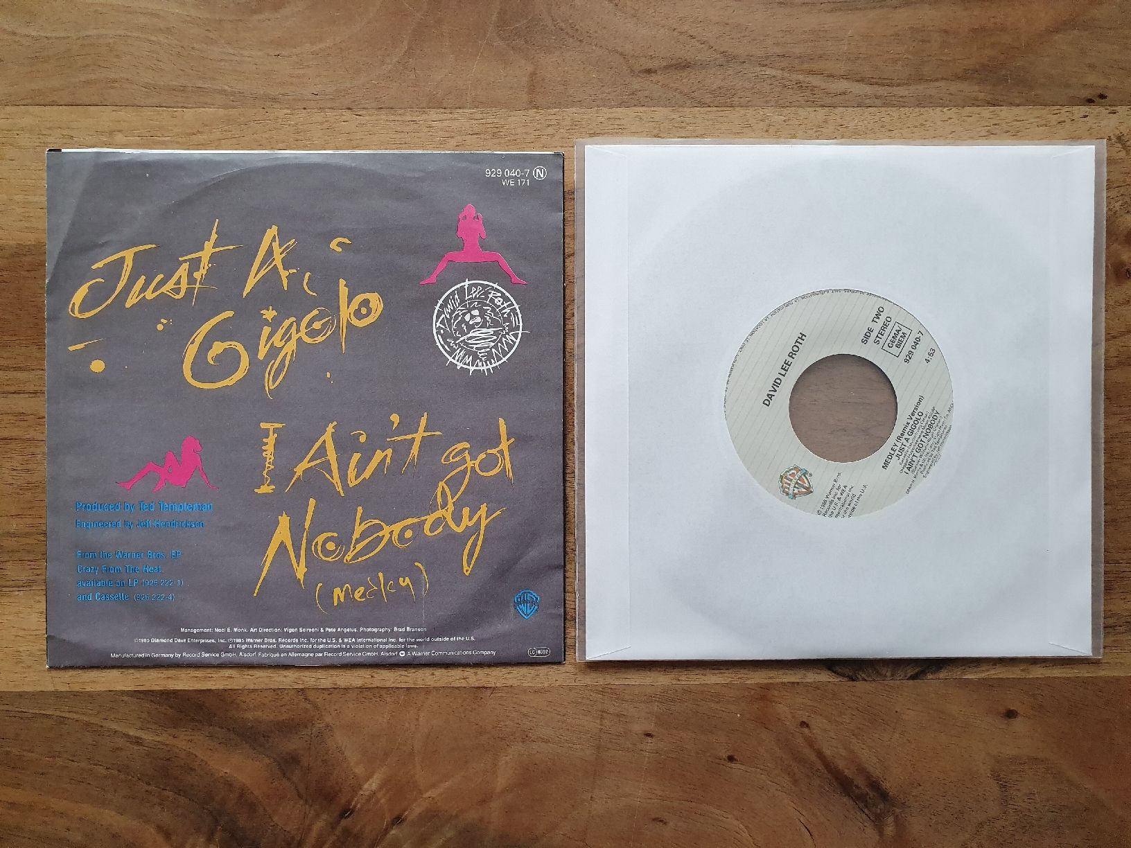 Dischi in vinile: David Lee Roth Single - Just a Gigolo – Usato da Sirnach venduto da dimitri1963 1