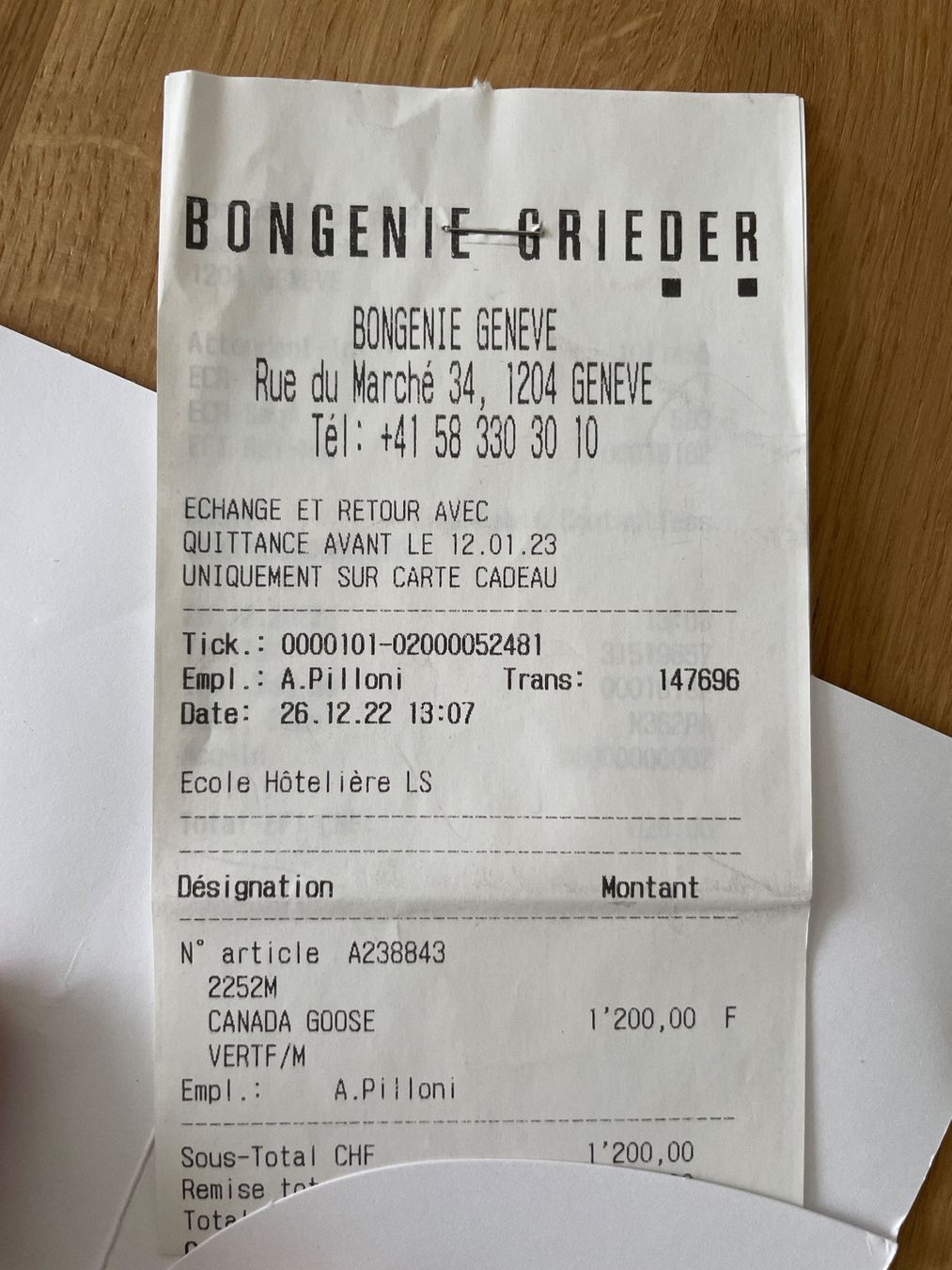 Canada Goose Cappotti: CANADA GOOSSE PUFFER JACKET (M) – Nuovo (secondo la descrizione) da Crissier venduto da ExclusiveHaze 1