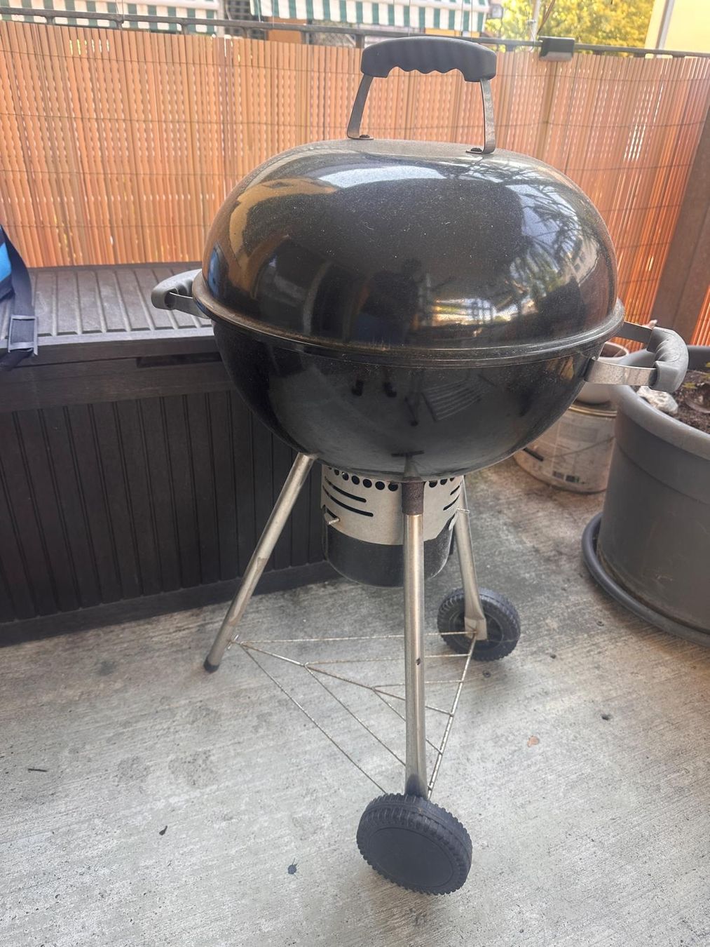 Griglie: Grill . weniggebraucht zuverschenken – Usato da Embrach venduto da raz_7lt8 1