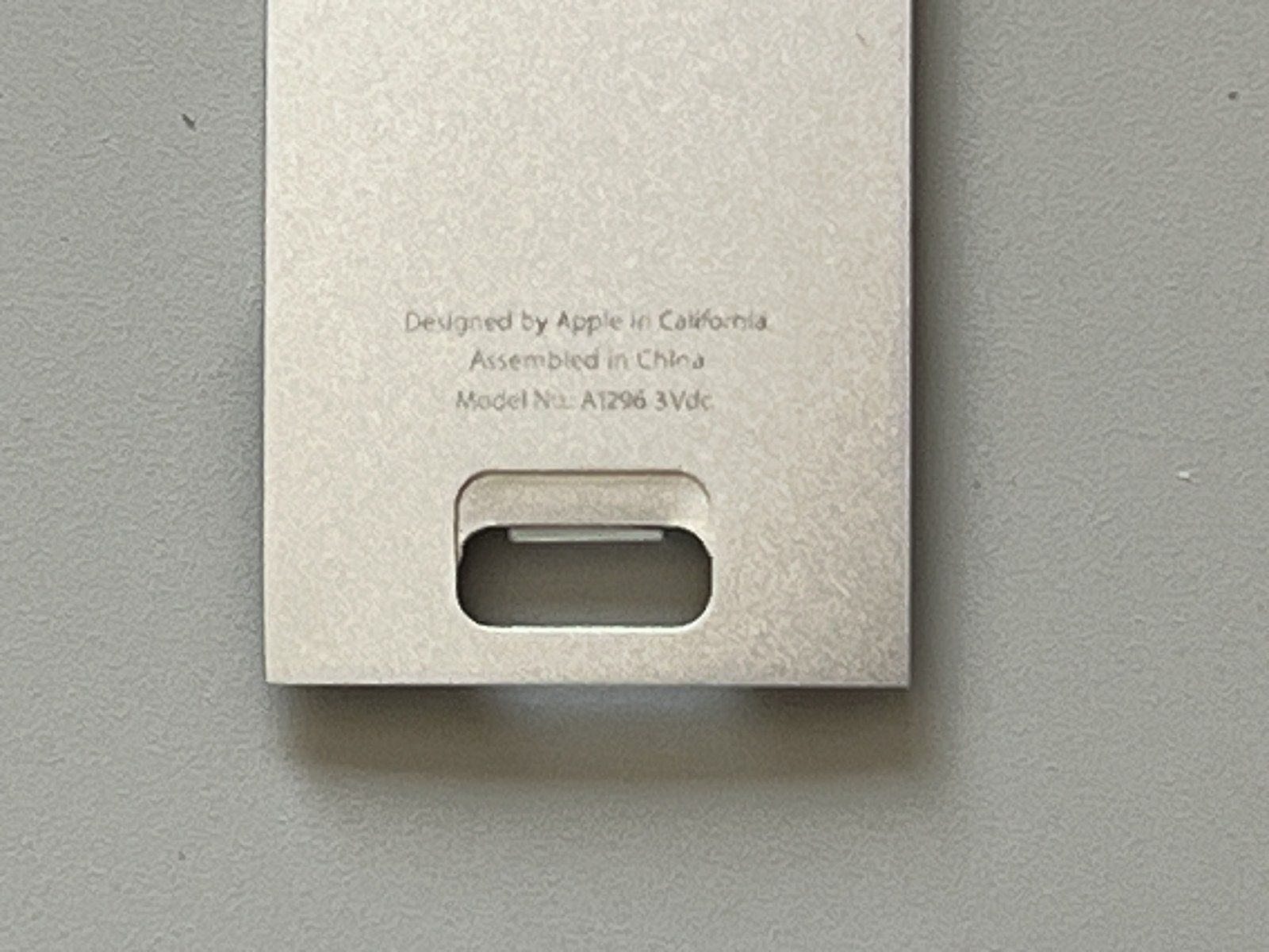 Apple Mouse: Apple Magic Mouse A1296 MB829 Bluetooth mit Originalbox – Usato da Zürich venduto da Kollege7 5