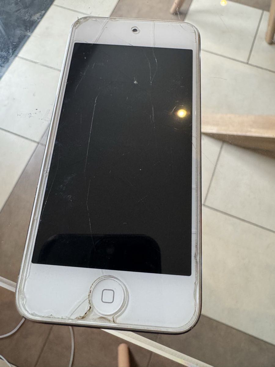 Apple Lettore multimediale portatile: iPod touch 6th  – Difettoso da Biel/Bienne venduto da Baol1 2