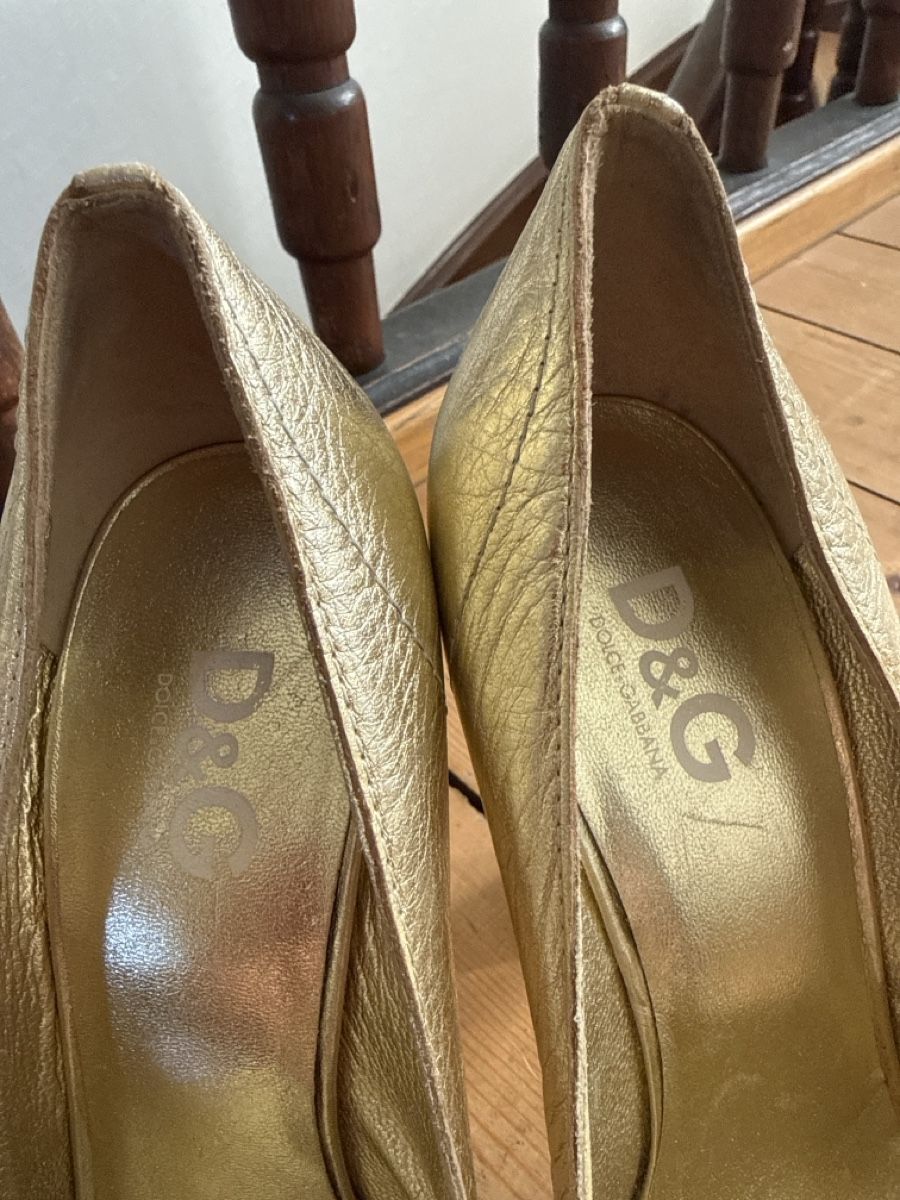 Dolce & Gabbana Scarpe da donna: D&G Goldene Pumps, Gr. 37 – Usato da Basel venduto da dar_m6pq 1