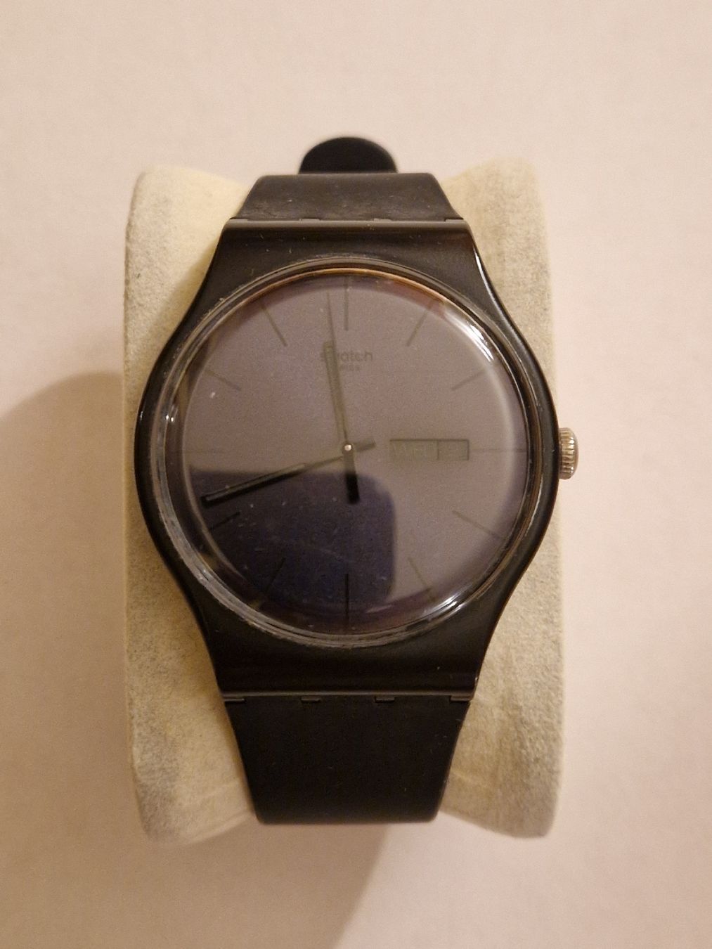 Swatch Orologi: Swatch Black Rebel SUOB702 Uhr – Usato da Bern venduto da Ak1917