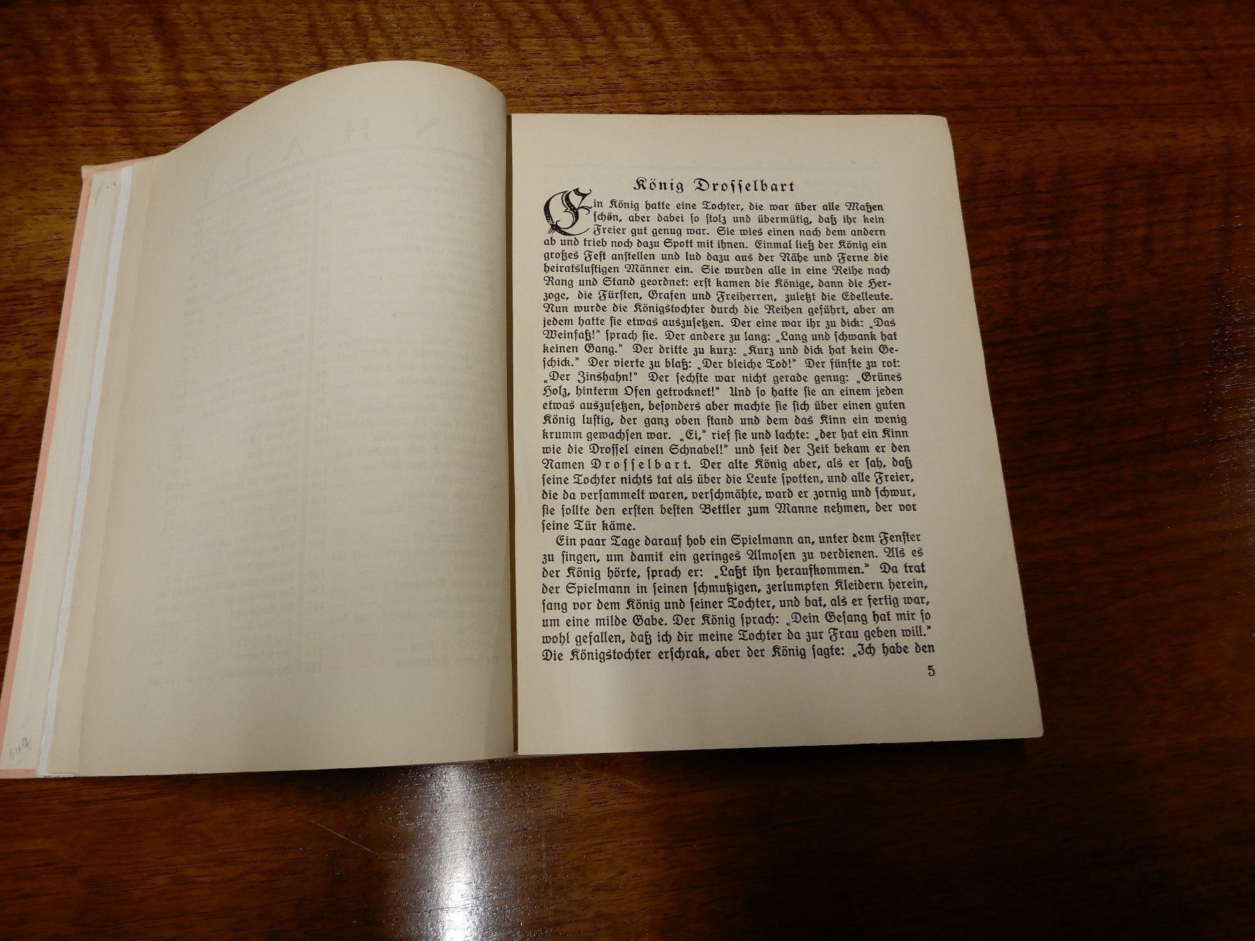 Libri: Brüder Grimm Märchen – Usato da Erstfeld venduto da Uhu1980 1
