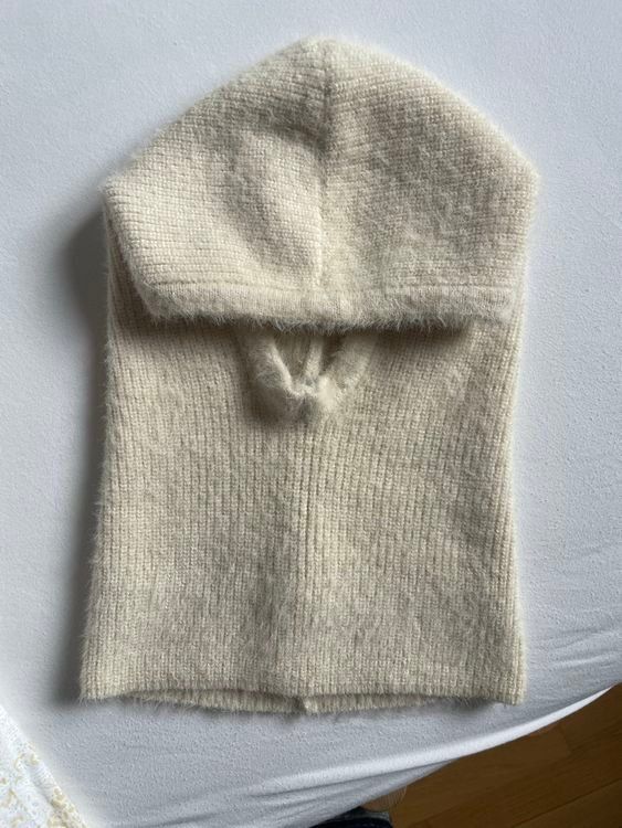 Altro in  Abbigliamento & Accessori: Balaklava, samtweich – Usato da Zürich venduto da ale_7k2j 1