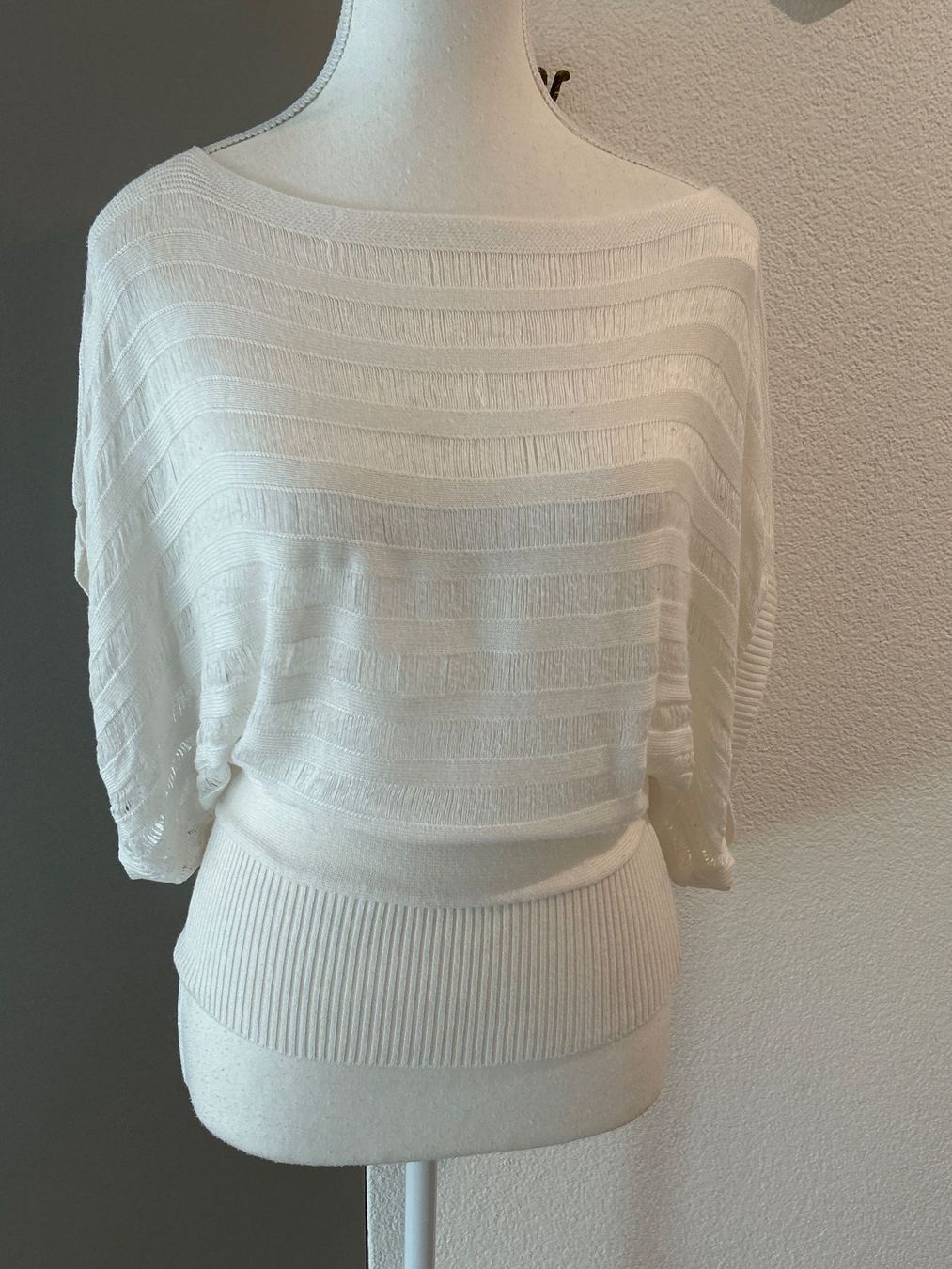 Maglioni & Felpe: Damen Pullover ecru mit Fledermausärmeln – Usato da Brunnen venduto da Nala2929 1