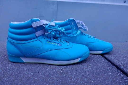 Reebok Scarpe da uomo: Reebok Vintage Turnschuhe 41 hellblau – Nuovo (secondo la descrizione) da Chur venduto da JennyAlexander