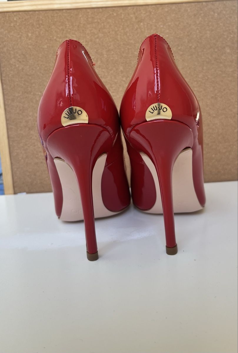 Liu Jo Damenschuhe: LIU JO red leather pumps – Neu (gemäss Beschreibung) aus Luzern von ani_2v6p 2