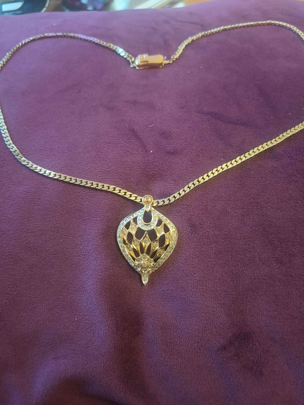 Pierre Cardin Ketten: bijoux  très beau collier Pierre Cardin – Gebraucht aus Pampigny von Nathbn