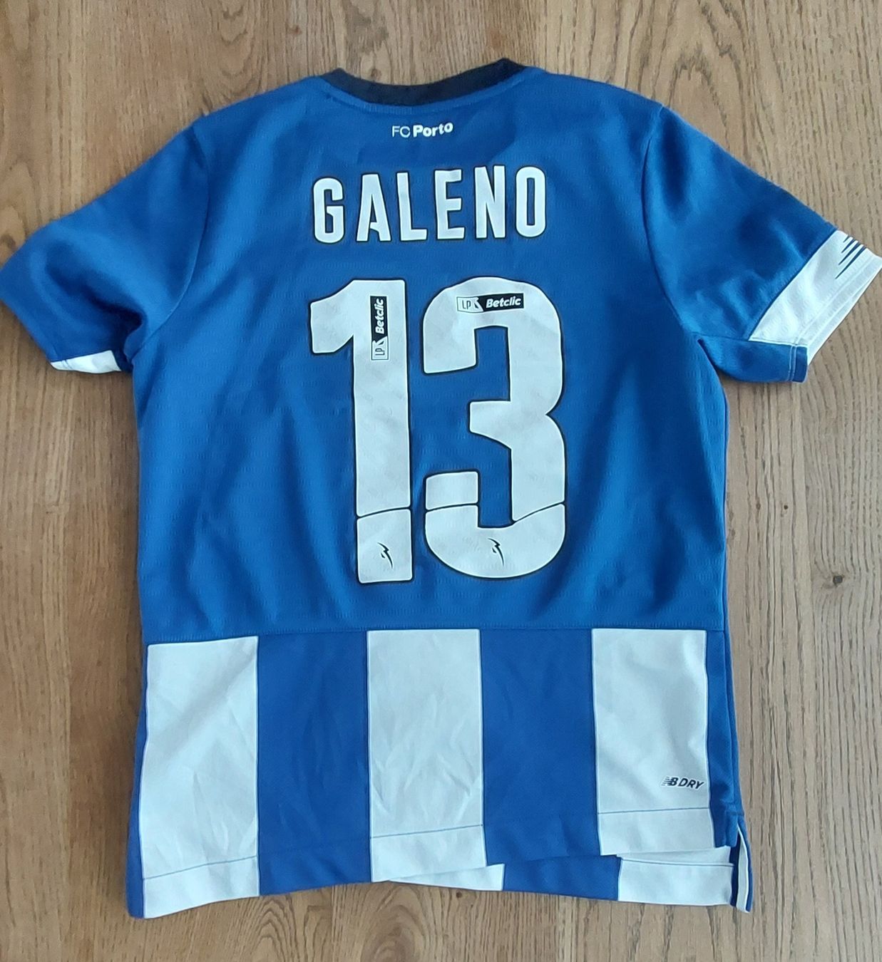 New Balance Scarpe, pantaloni & magliette da ginnastica: FC Porto (Galeno #13) – Usato da Bern venduto da davidepi 1
