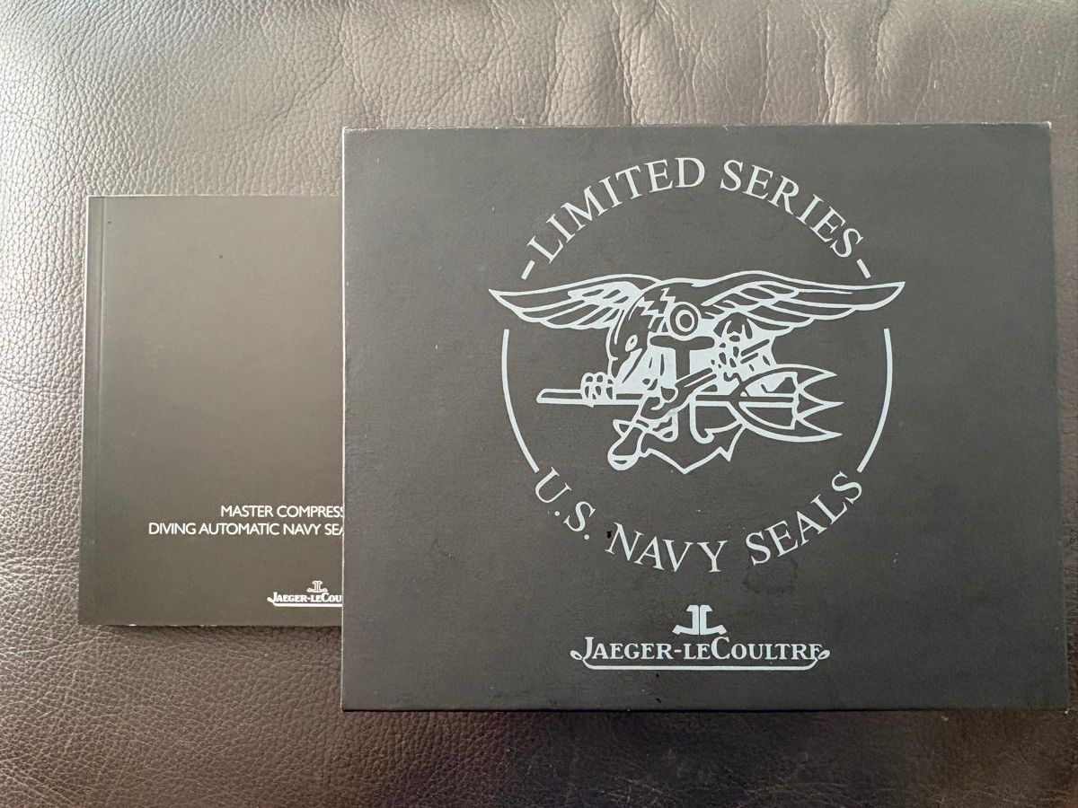 Scatole porta orologi: JLC display box and booklet – Usato da Belmont-Lausanne venduto da gtiz52006