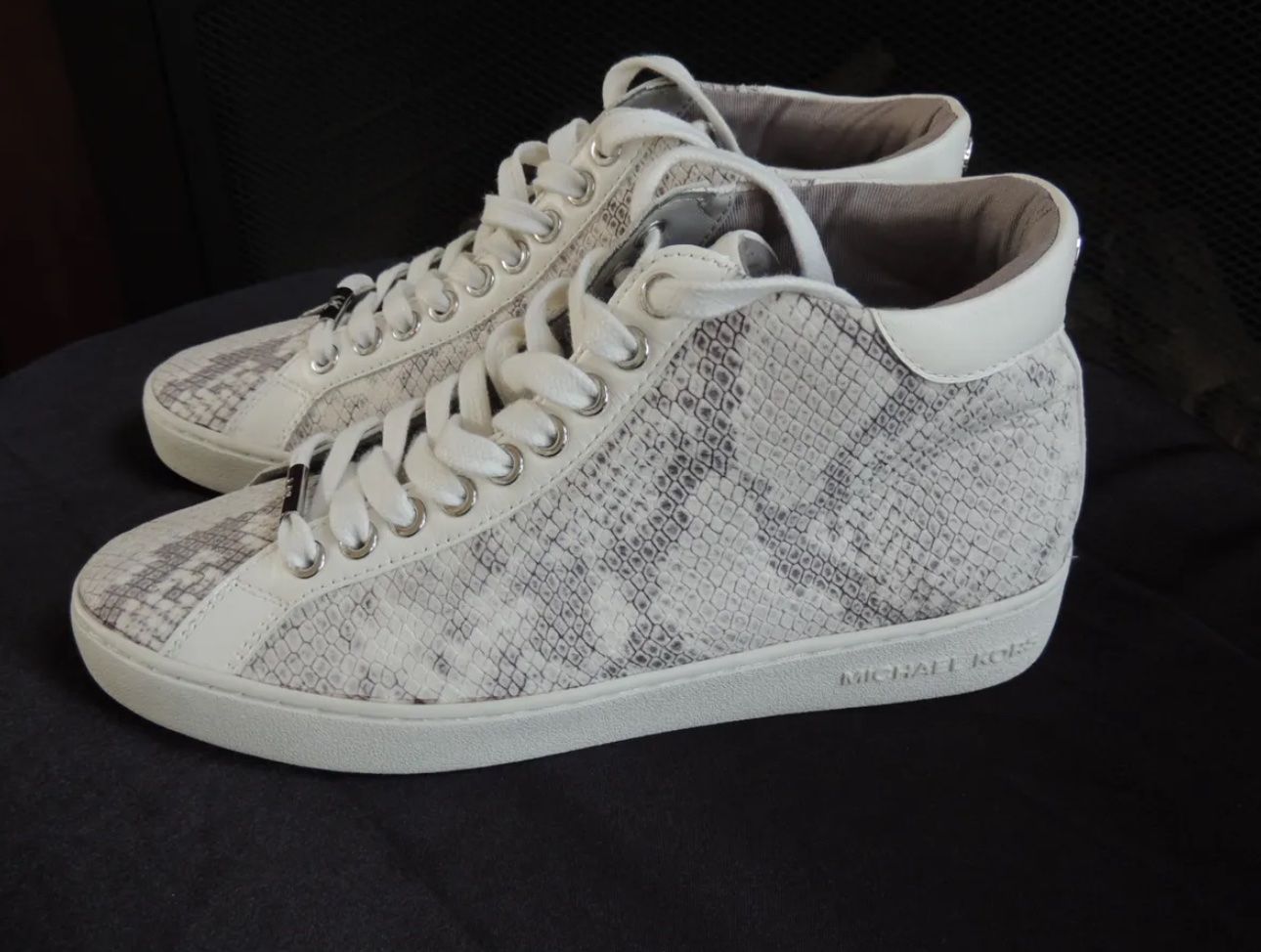 Michael Kors Scarpe da donna: Michael Kors Leder Schlangenledermuster – Usato da Illnau venduto da stone777 1