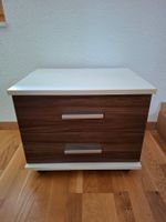 Nachttisch weiss braun mit zwei Schubladen gebraucht