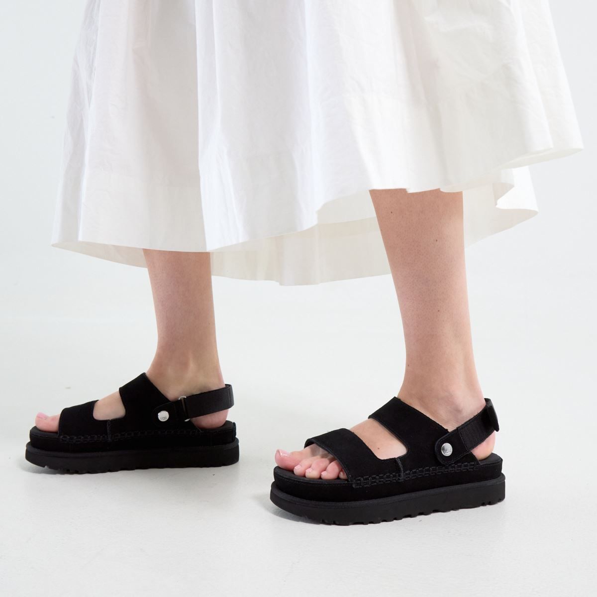 Ugg Damenschuhe: UGG Sandalen Plateau – Neu (gemäss Beschreibung) aus Zermatt von man_hu 1