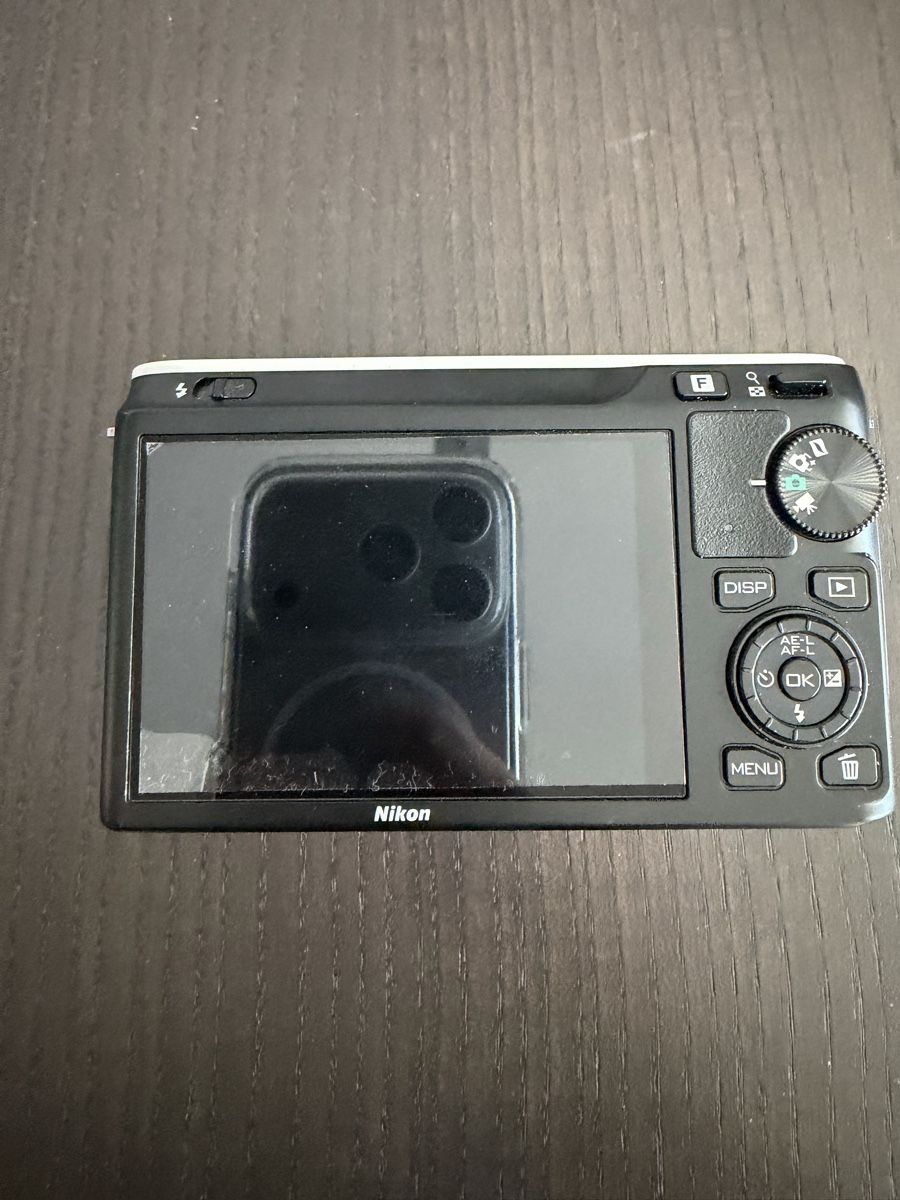 Nikon Fotocamera: Nikon 1 J1 – Usato da Zürich venduto da whsvfifbxj 3