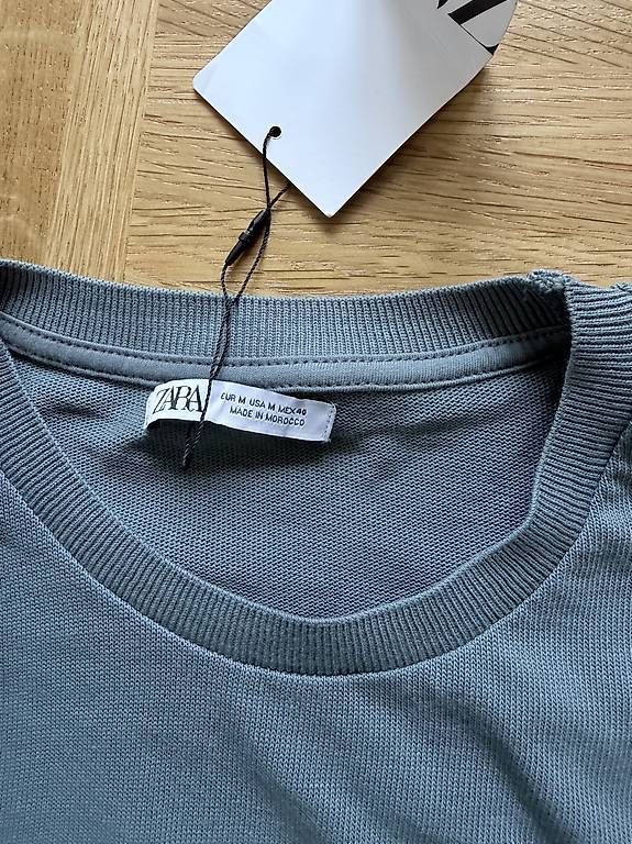 Zara T-shirt: Zara T-shirt – Nuovo e nell'imballaggio originale da Basel venduto da alu_l9s8 1