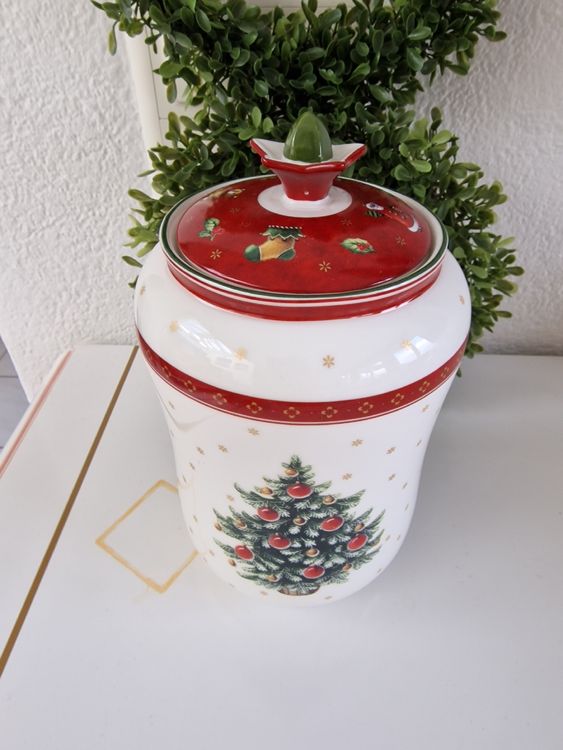 A Gorgeous Vintage Villeroy & Boch Toy's Delight Kerst Botervloot/Boterdoos- Christmas Covered Butter Dish-Boxed- Very Rare - België