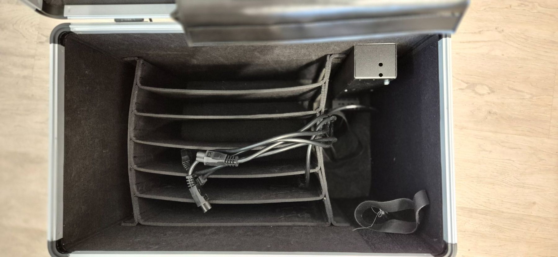 Valigie & Borse: Laptop Transport und Ladekoffer – Usato da Elgg venduto da computerbrocki 5