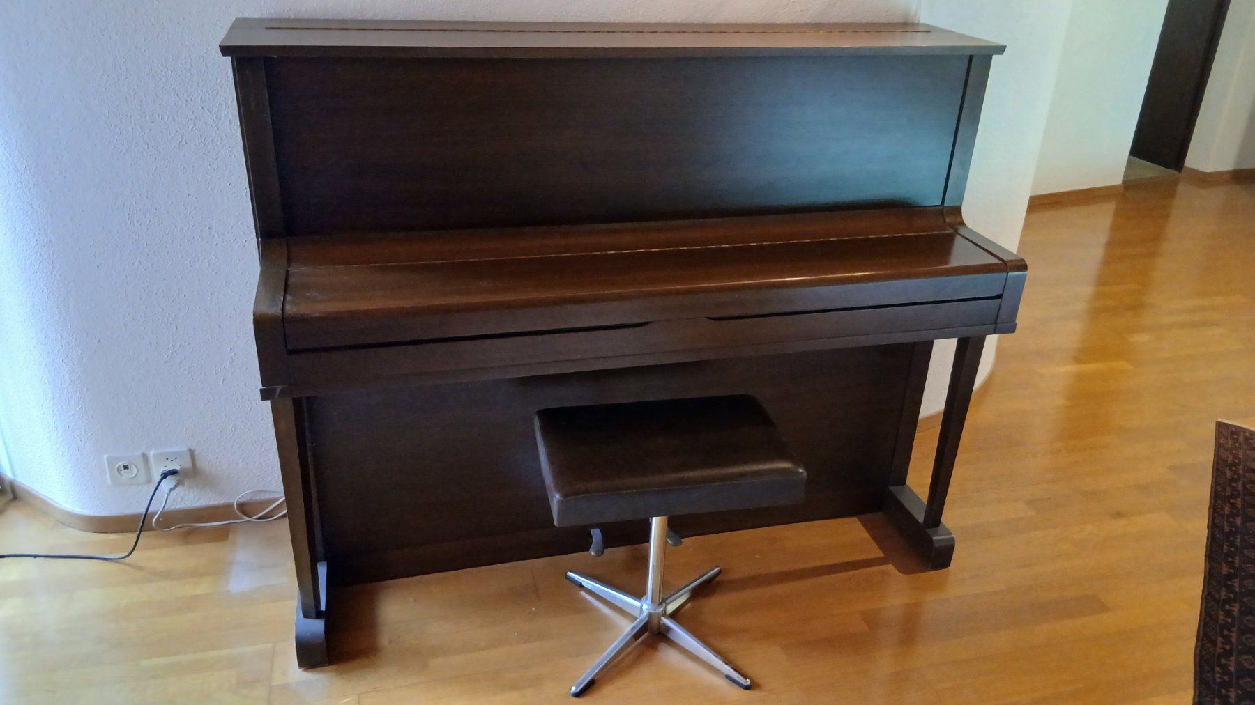 Strumenti musicali: Klavier Burger und Jacobi – Usato da Oberdorf SO venduto da dag_krz6 1