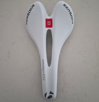 Fahrradsattel Karbon (135gr.) XXX rot