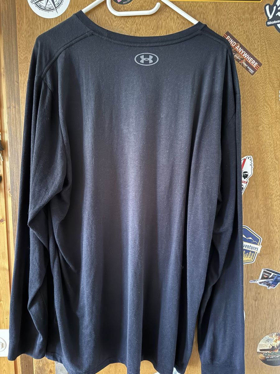 Under Armour Pullover & Sweatshirts: Under Armour XXL Langarm – Gebraucht aus Wolhusen von Raffi_Weber 2