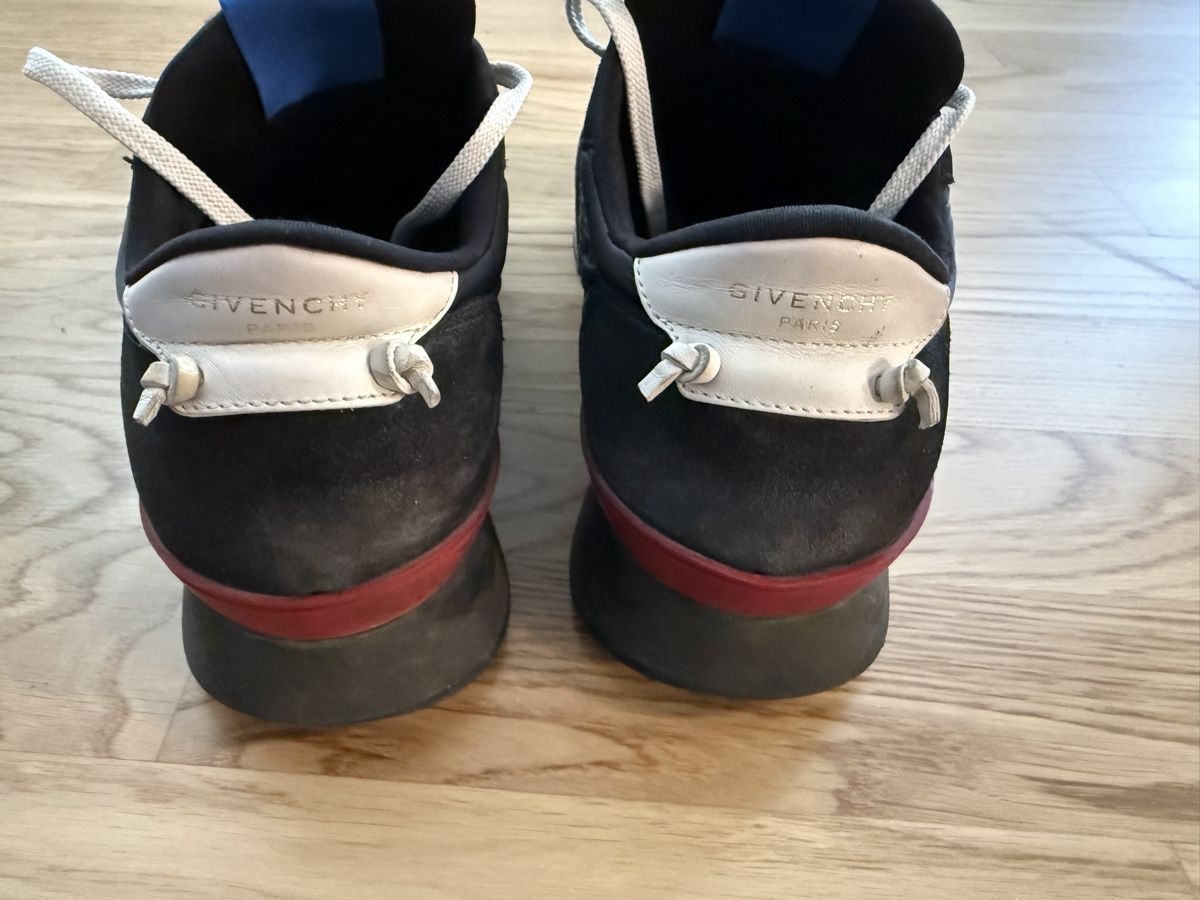 Givenchy Scarpe da uomo: Sneaker Givenchy schwarz blau gebraucht – Usato da Zürich venduto da cva_2yrw 1