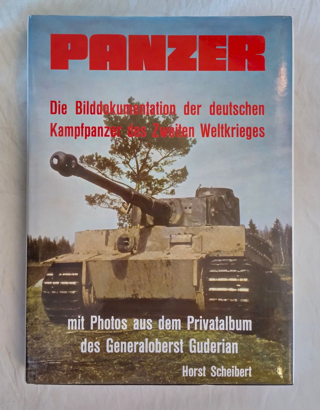 Libri: Panzer Buch - Guderian, Bilddokumentation mit 272 Seiten – Usato da Bellach venduto da JingleJerry