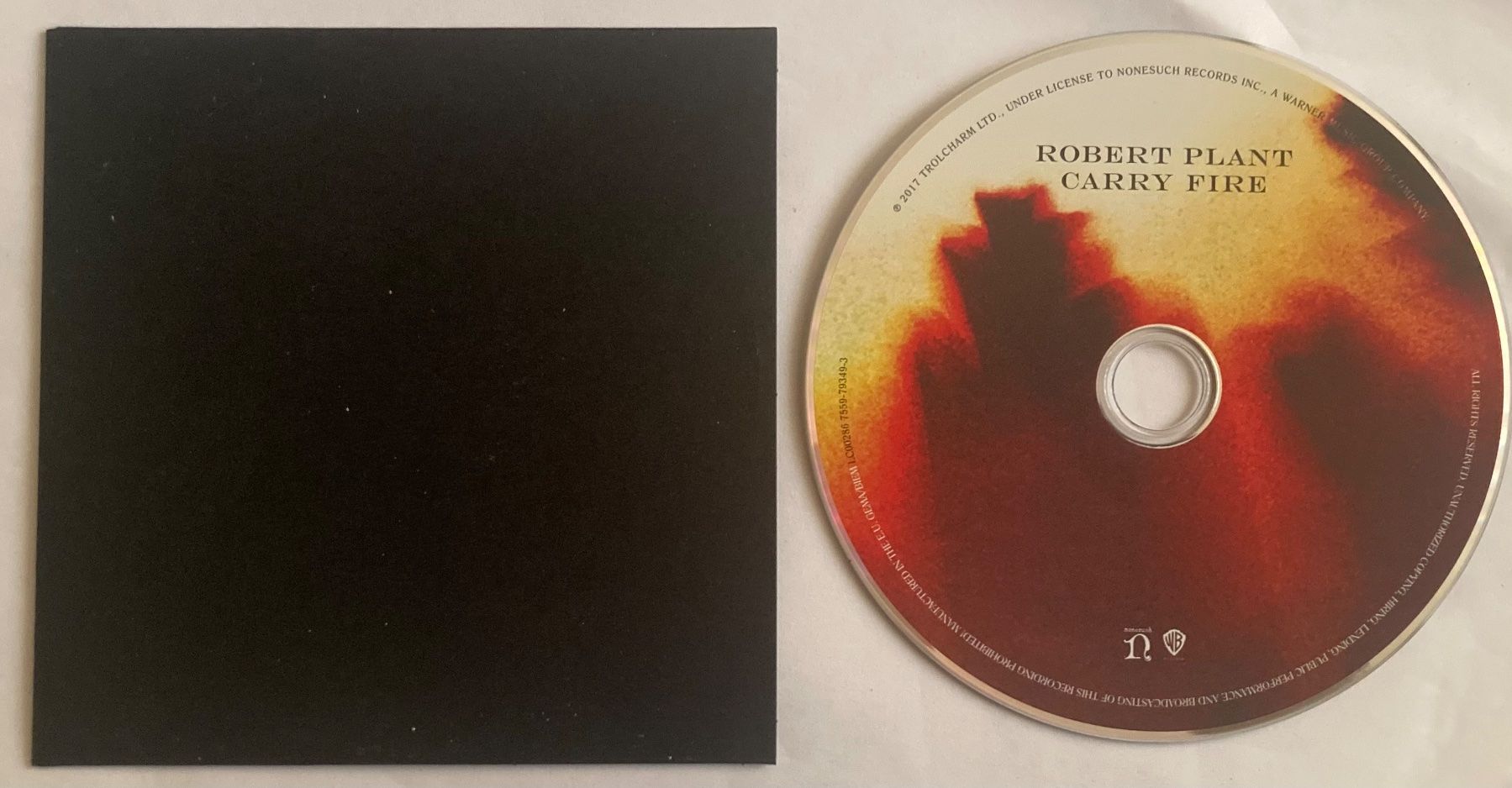 CD: ROBERT PLANT / LED ZEPPELIN - CARRY FIRE – Usato da Poliez-Pittet venduto da Newtown-Records 4