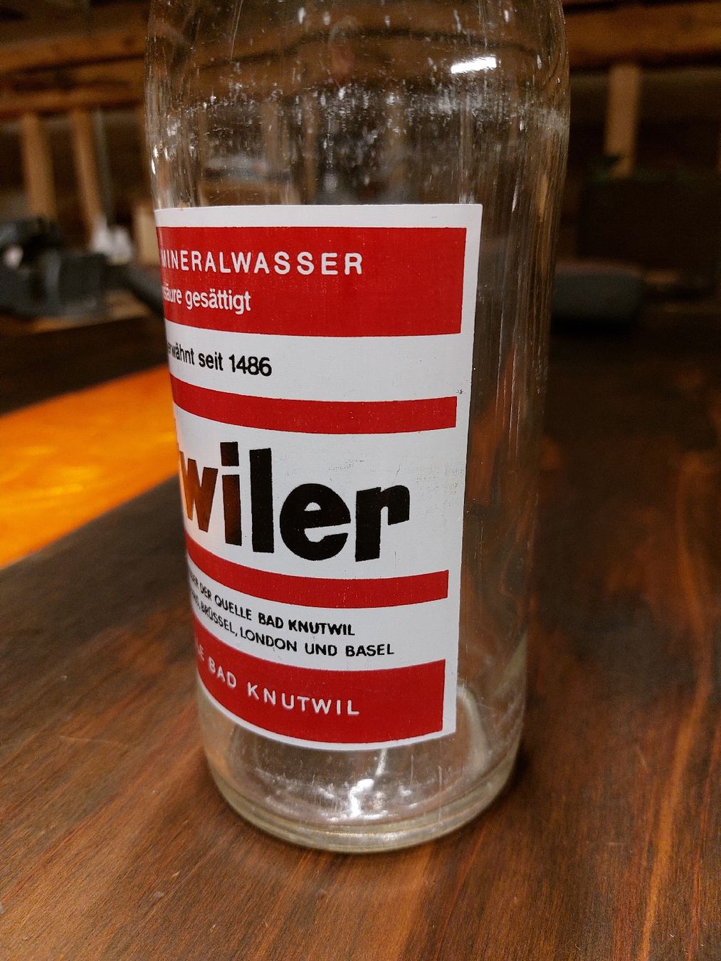 Bottiglie: Knutwiler Mineralwasserflasche – Usato da Willisau venduto da Pzm81 2