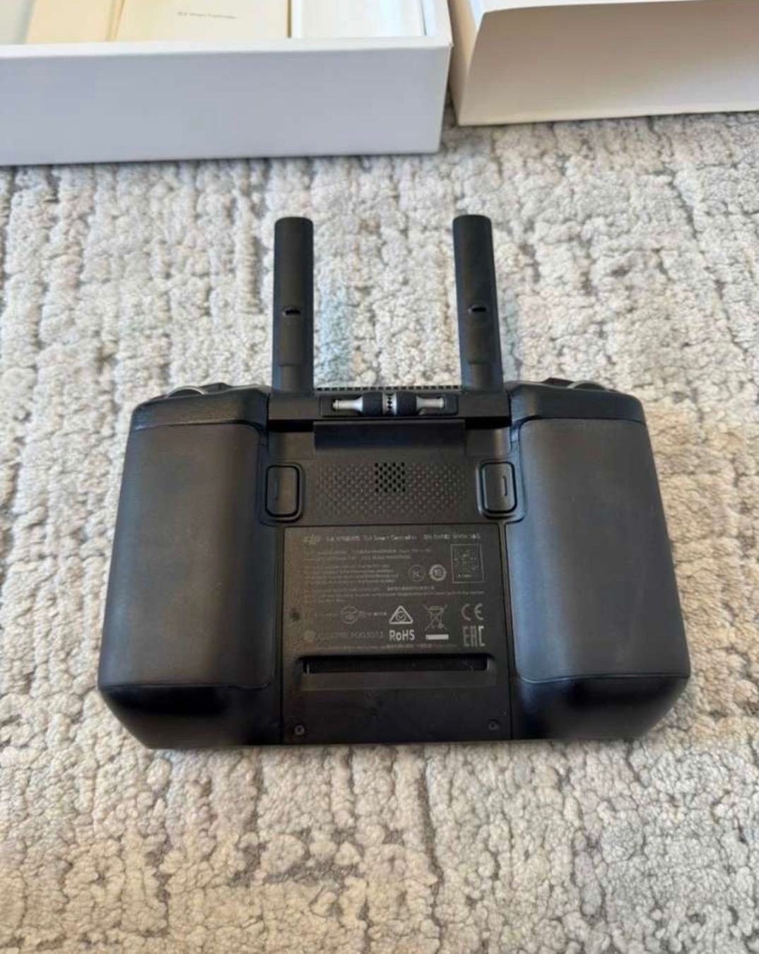 DJI Telecomando: DJI Smart Controller Fernbedienung – Usato da Adliswil venduto da Martina.Zelenakova 3