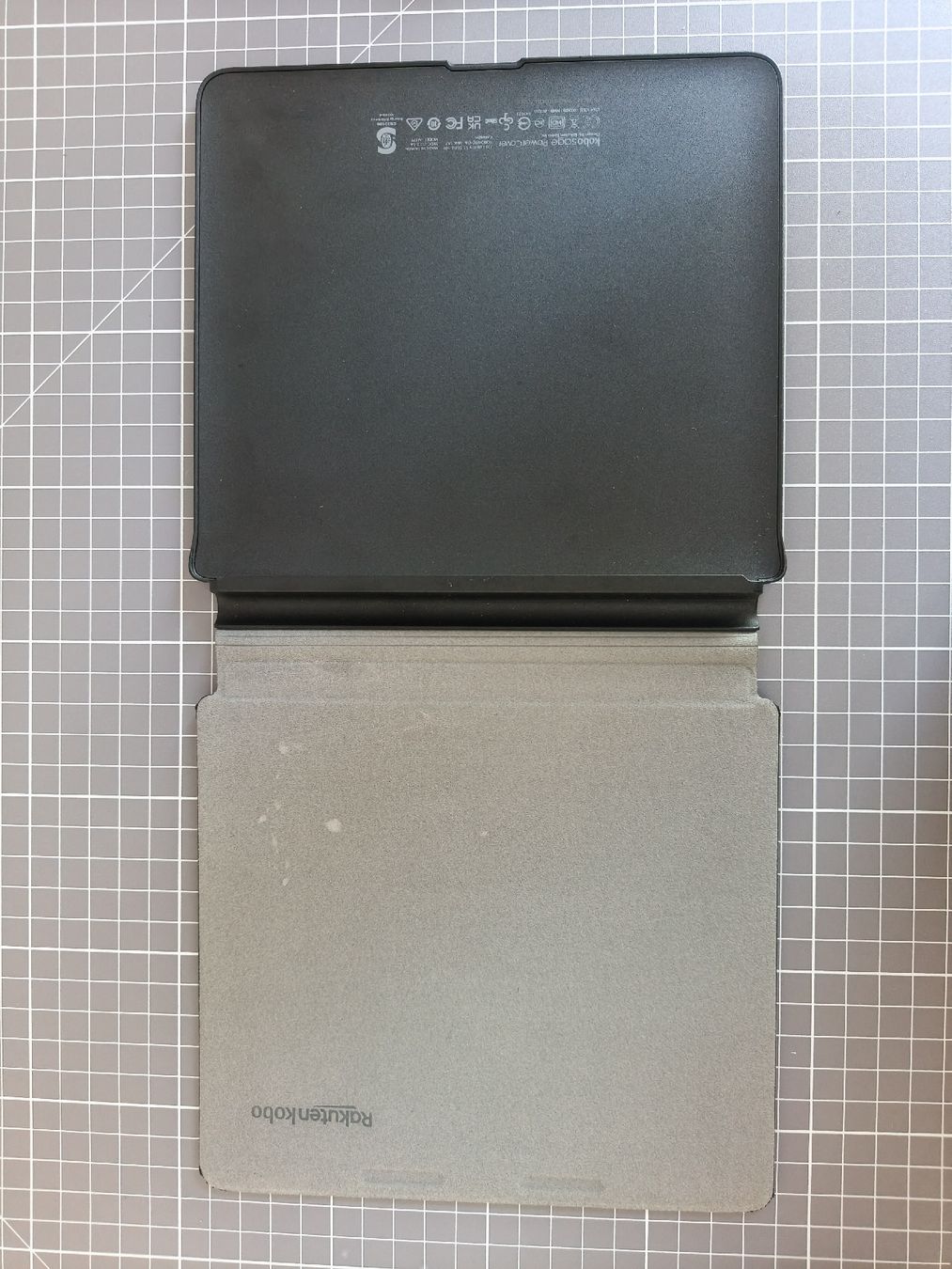 Kobo Covers & Borse: Kobo Sage Power Cover – Usato da Lausanne venduto da jam_2yx7 1